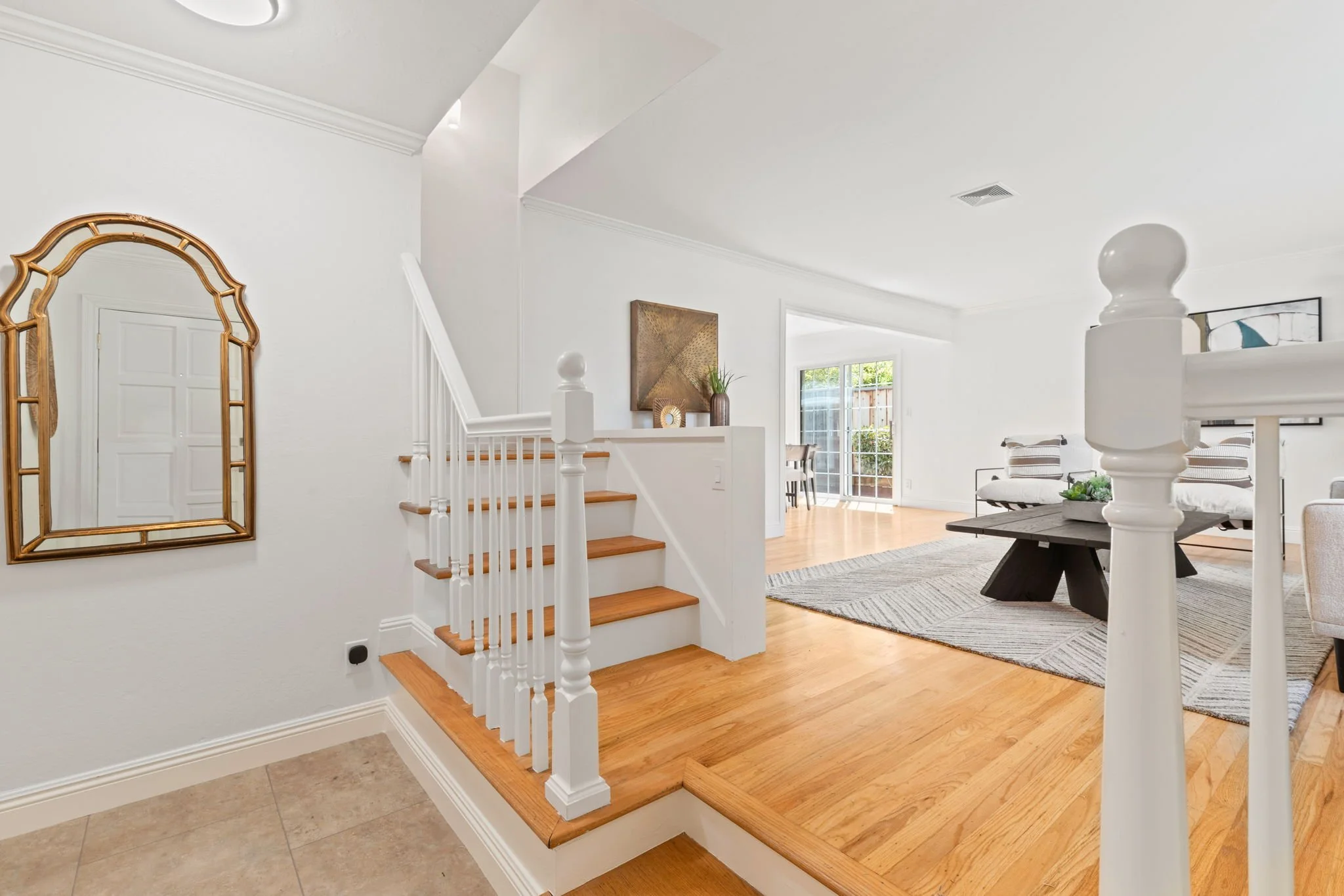 5-web-or-mls-So Gold Photo-5.jpg