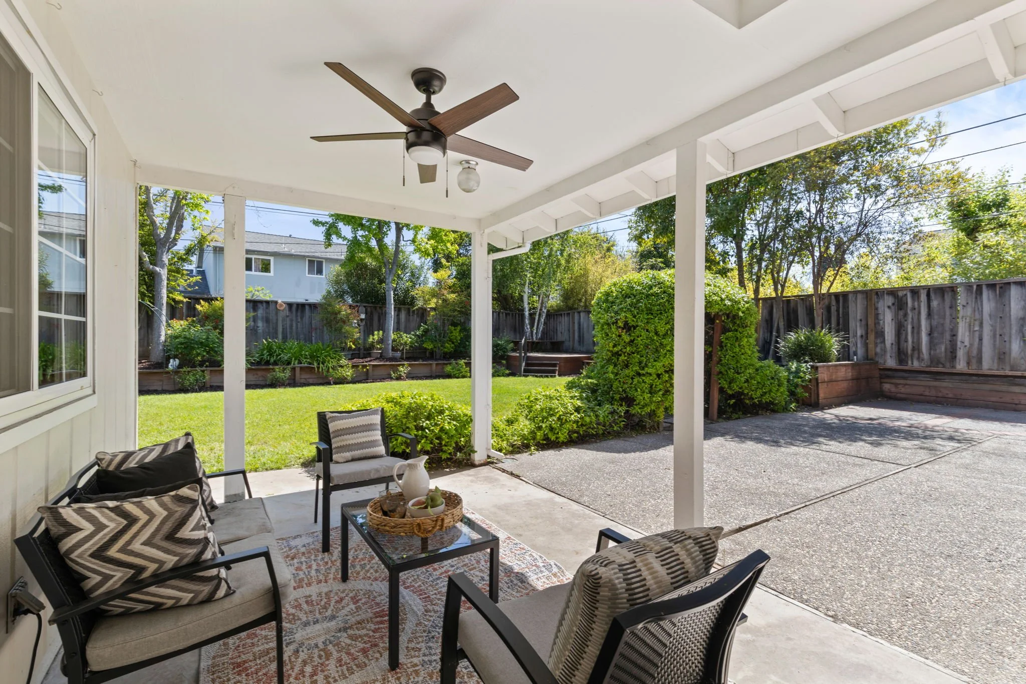 27-web-or-mls-So Gold Photo-27.jpg