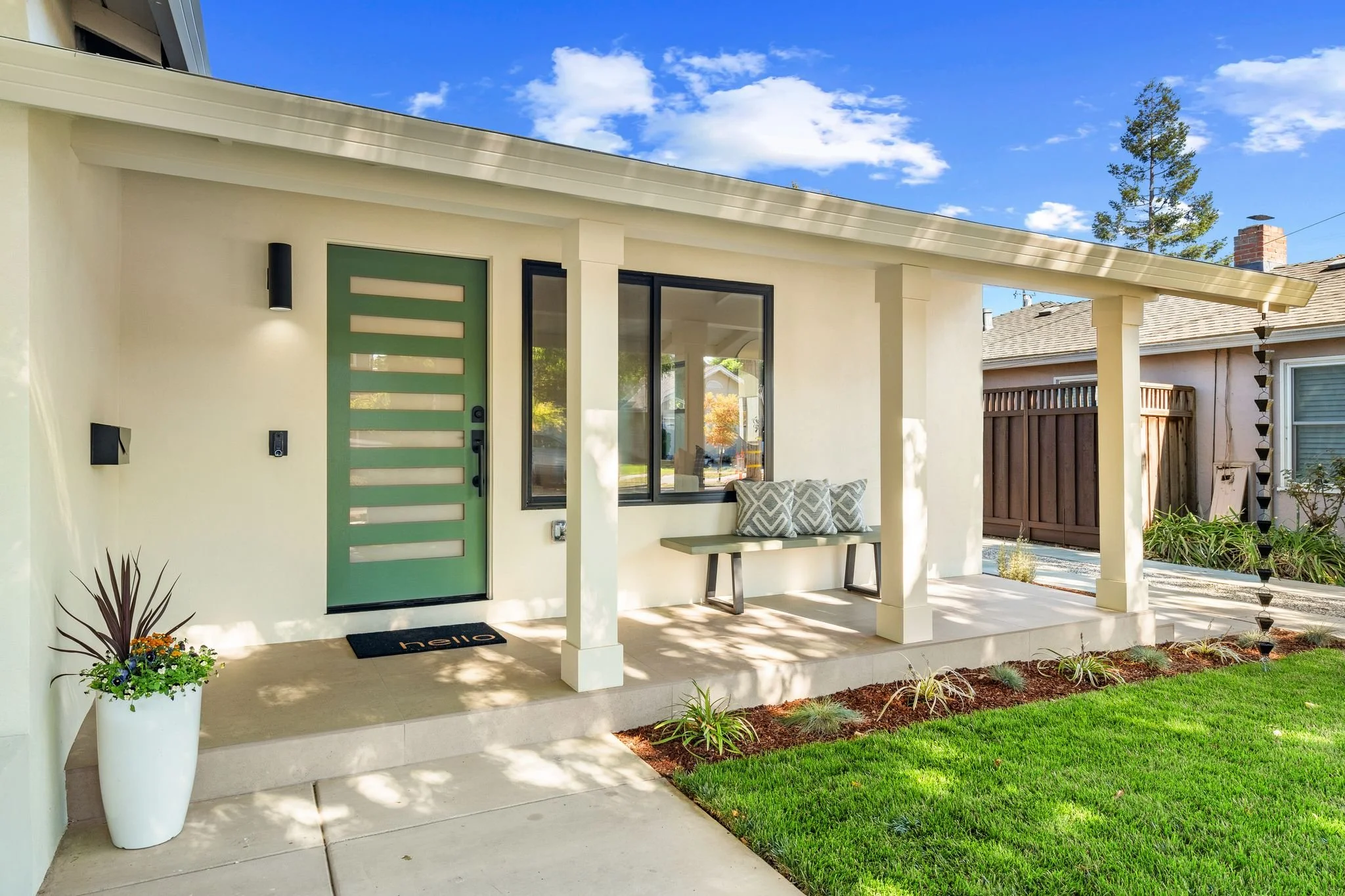 2036 Glen Una Ave-4.jpg