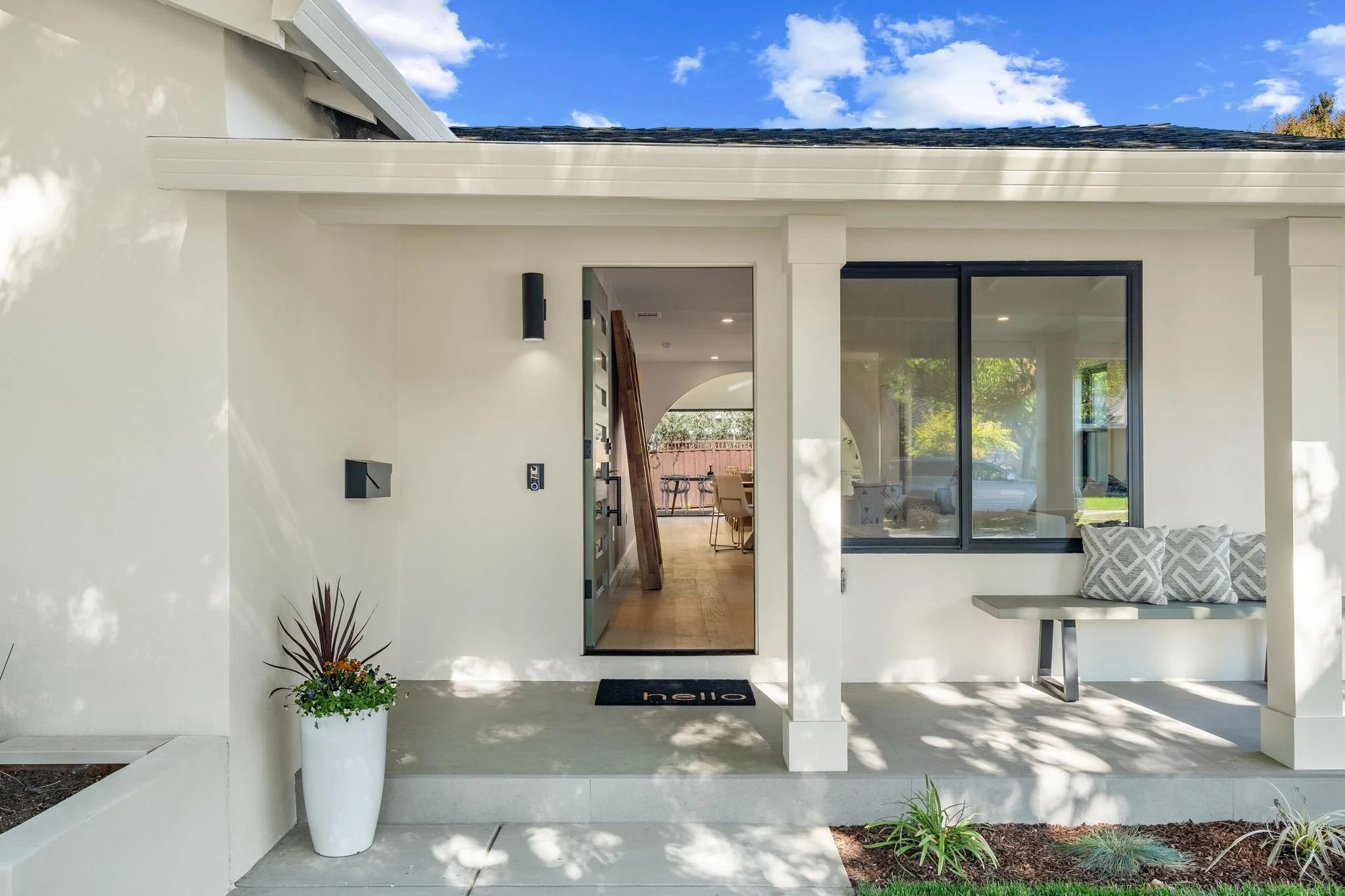 2036 Glen Una Ave-5.jpg