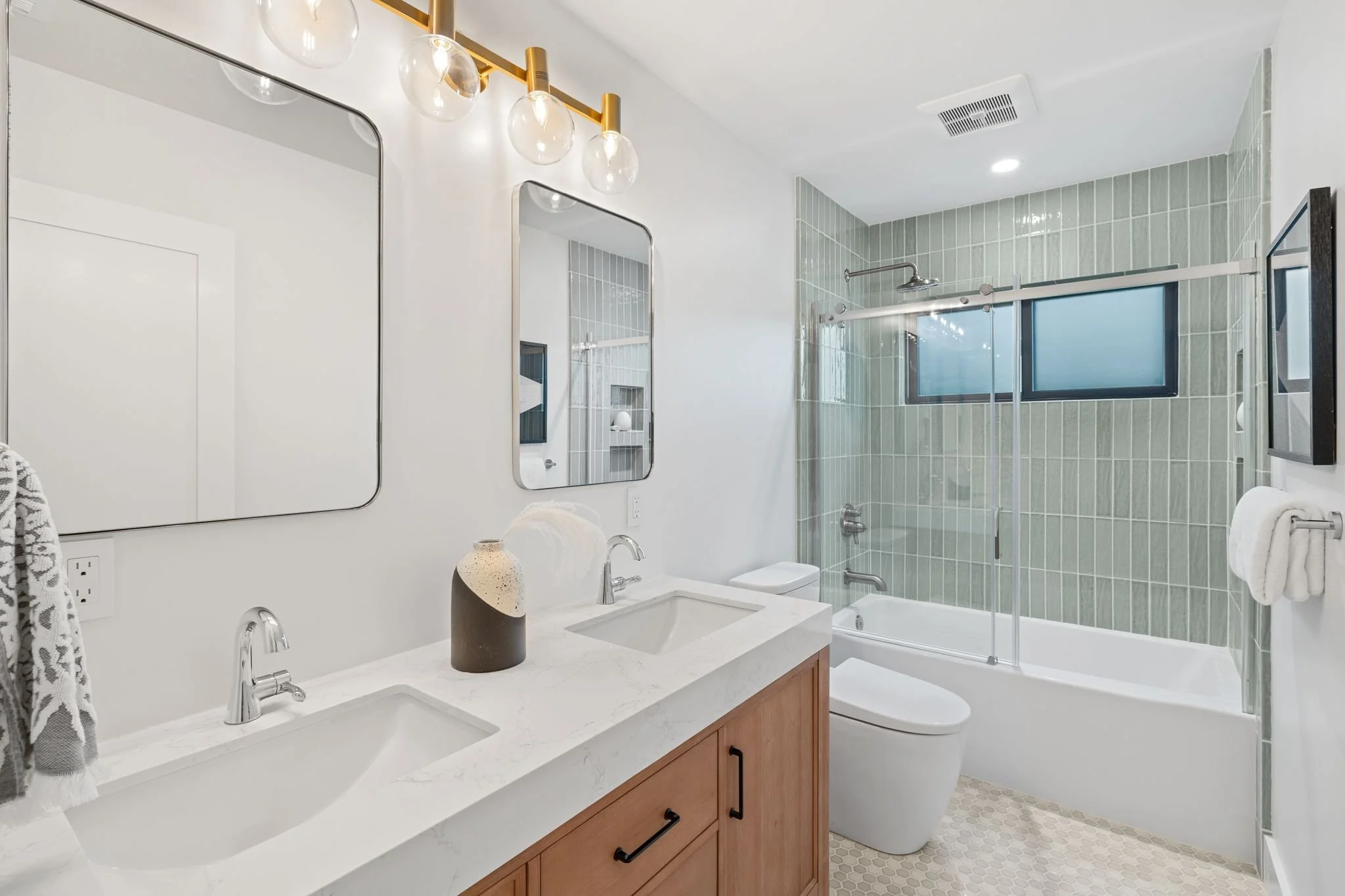 2036 Glen Una Ave-30.jpg