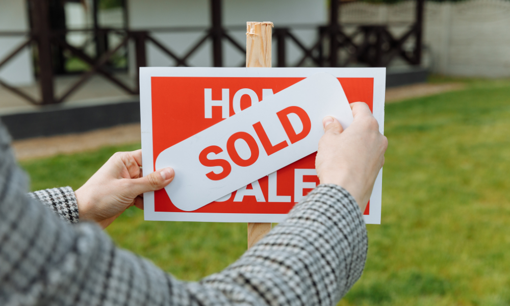 Smart House Flipping Strategies to Sell in a Slow Market