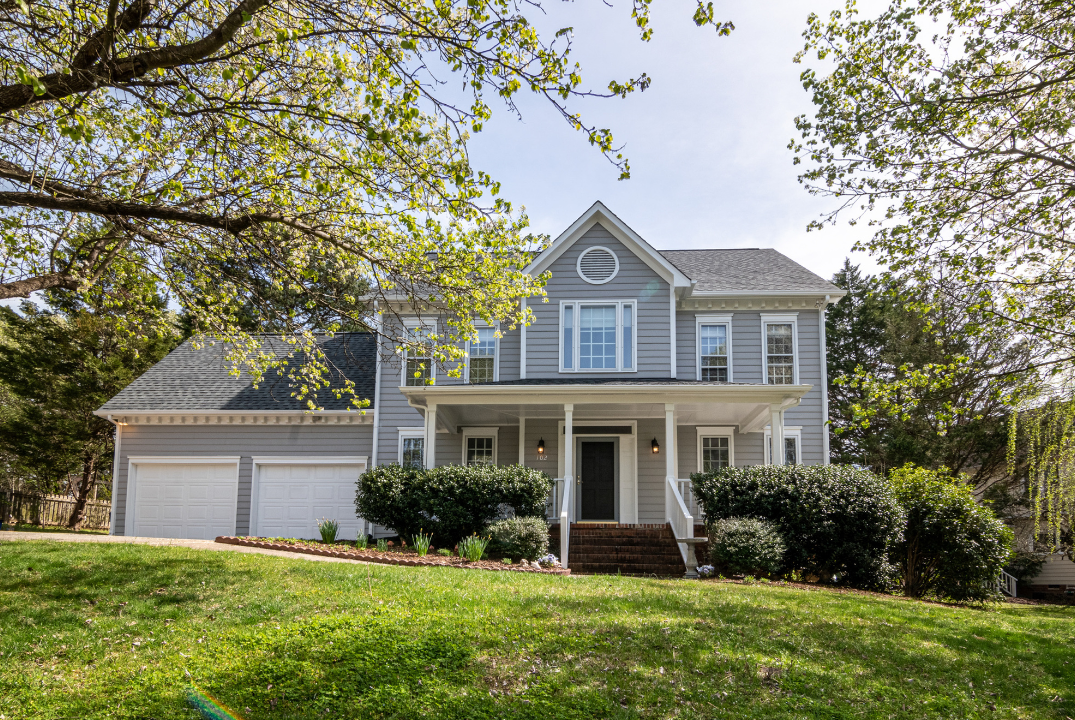 Homeowners Insurance: What to Know Before You Buy or Sell