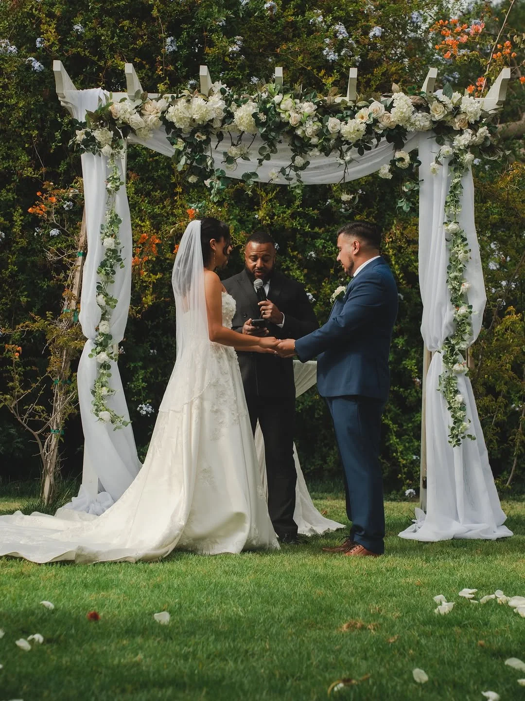 Bride and groom ceremony at Swiss Park & Hall San Diego Chula Vista