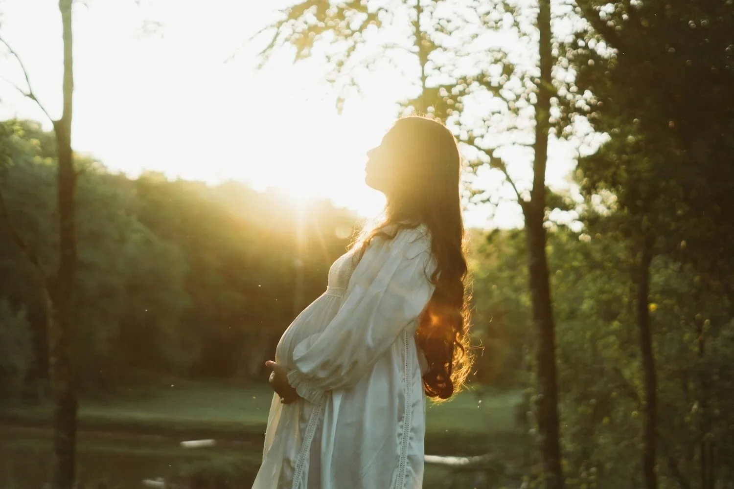 Transition to Motherhood: The Beautiful Mess of Becoming “Mom”