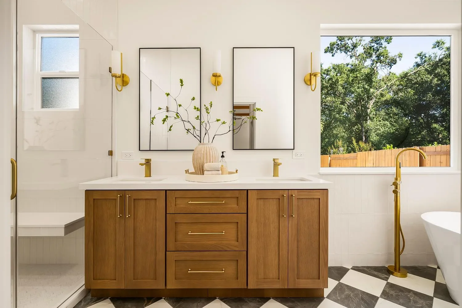 Rocklin 36 - Master bath.webp