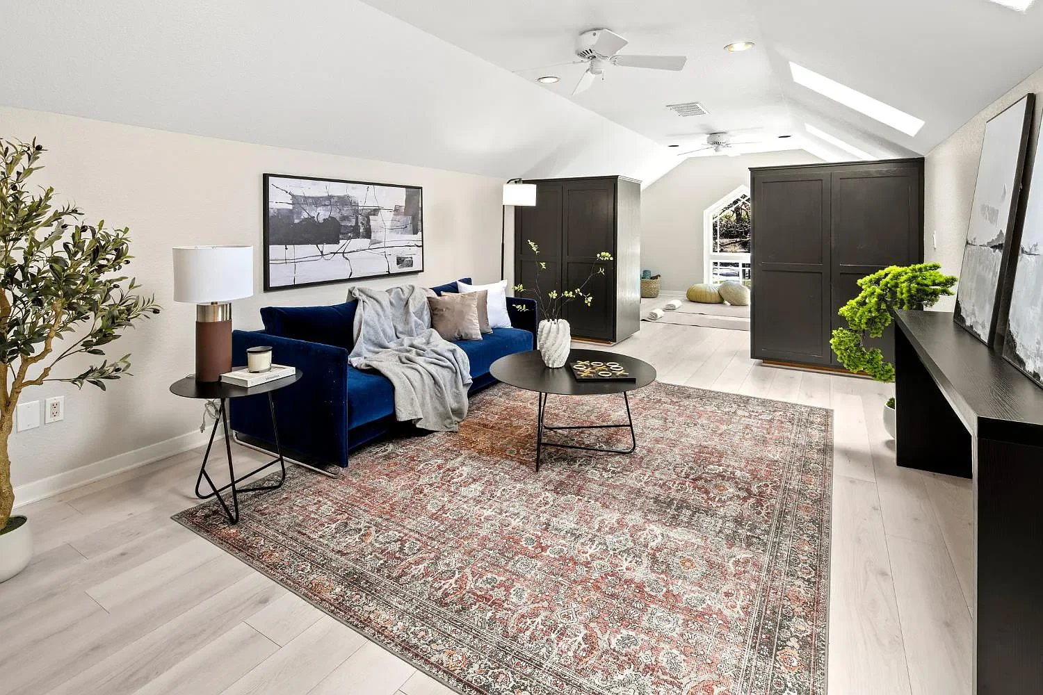 Auburn 35 - Second Fam room.webp
