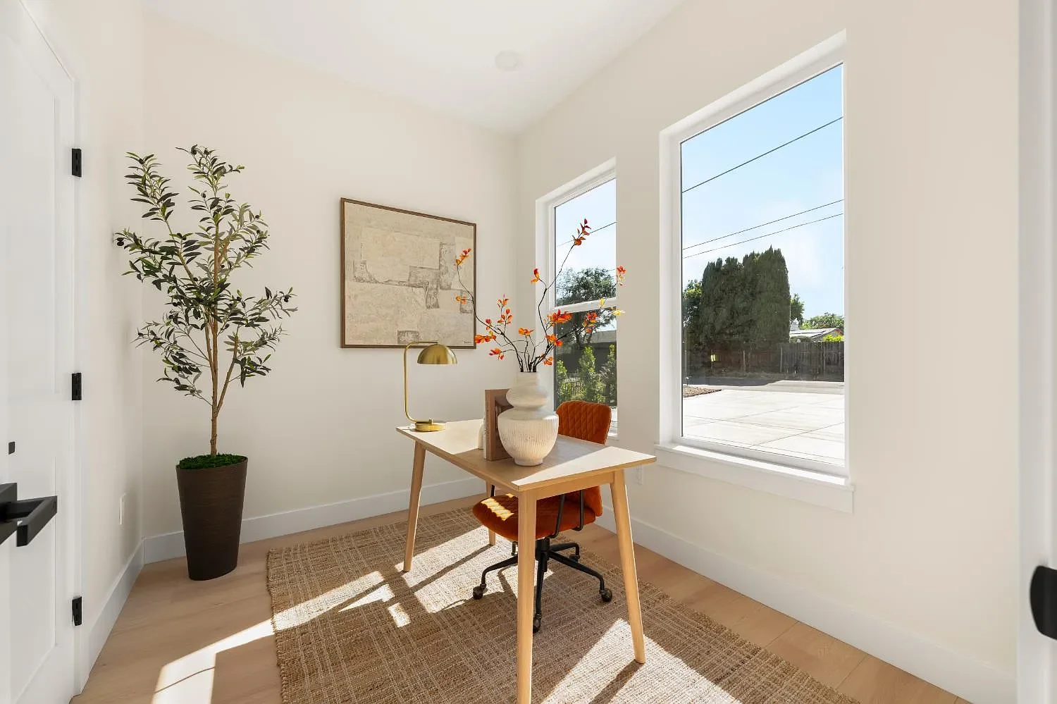Rocklin 10 - Office.webp