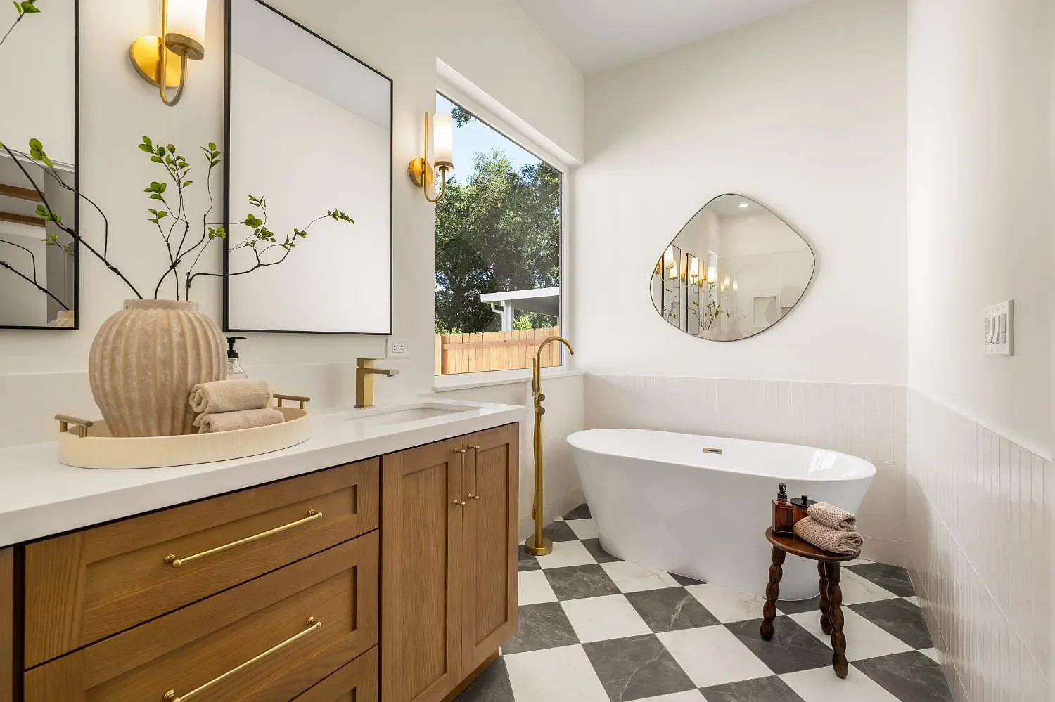 Rocklin 37 - Master bath.webp