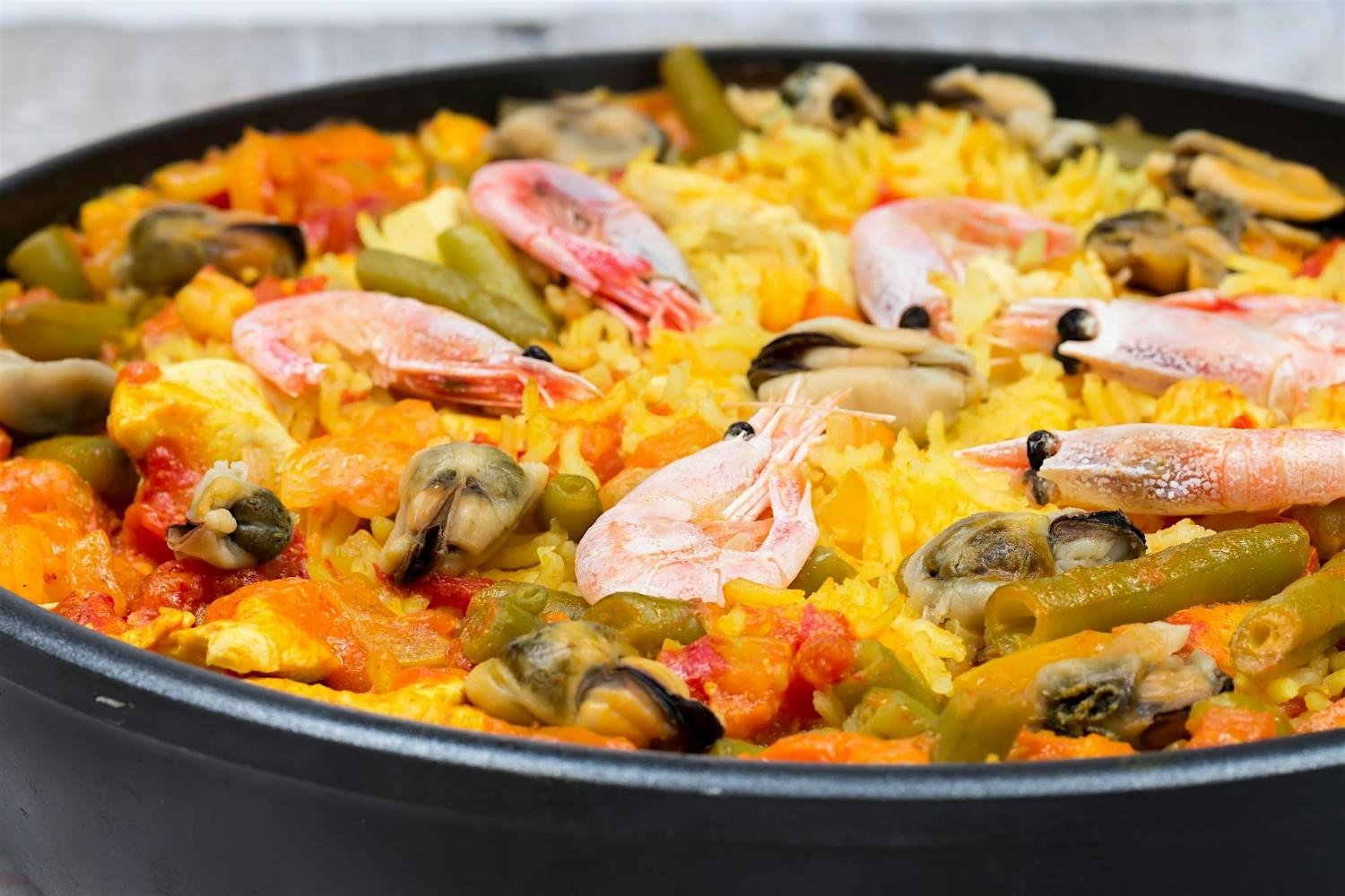 Paella Masterclass: Date Night in Valencia