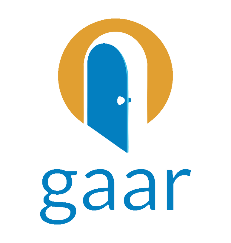 Logo with an open door illustration and the text 'gaar' beneath it.