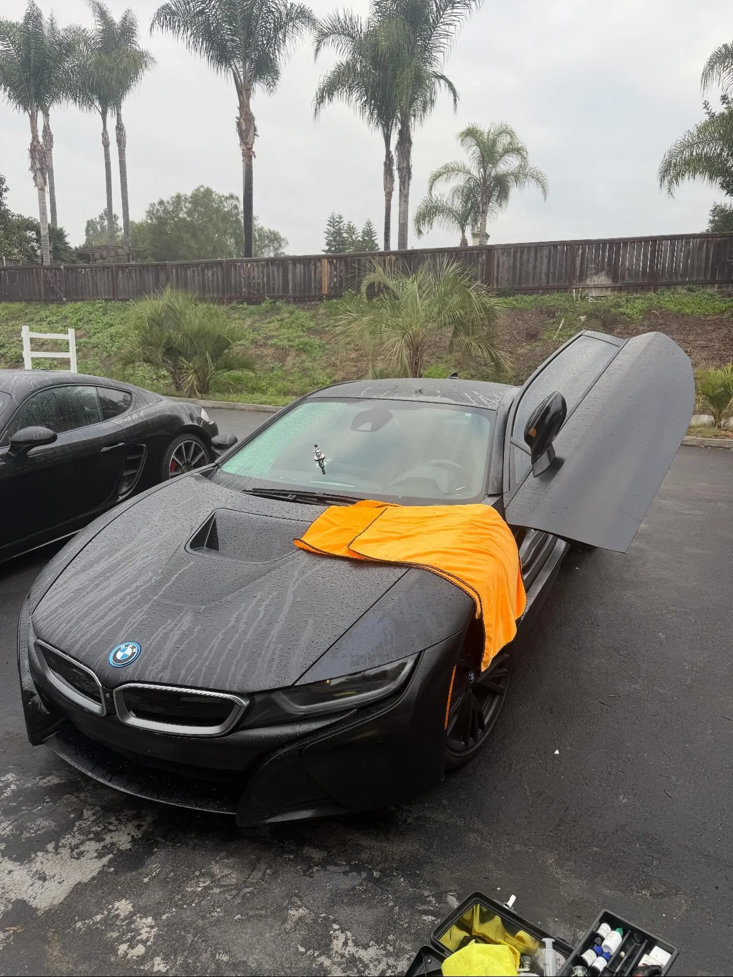 San Diego! Save your windshield in the comfort of your own home! We come to you! 
-
-
-
On The Go Windshield Repair!