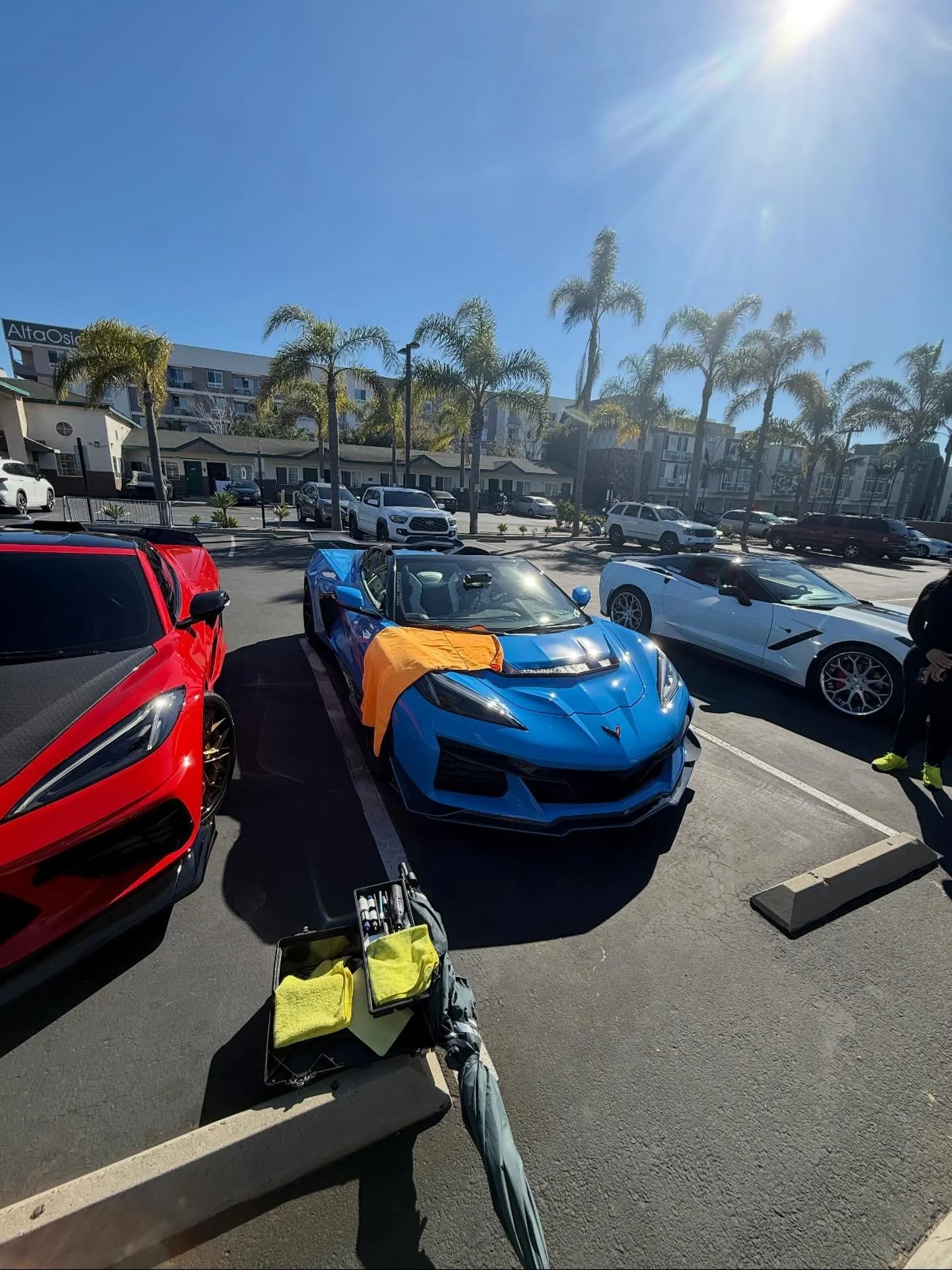 Replacements are expensive, repairs are not! 
-
-
-
On The Go Windshield Repair! 

#sandiego #autoglass #corvette #c8 #rockchip