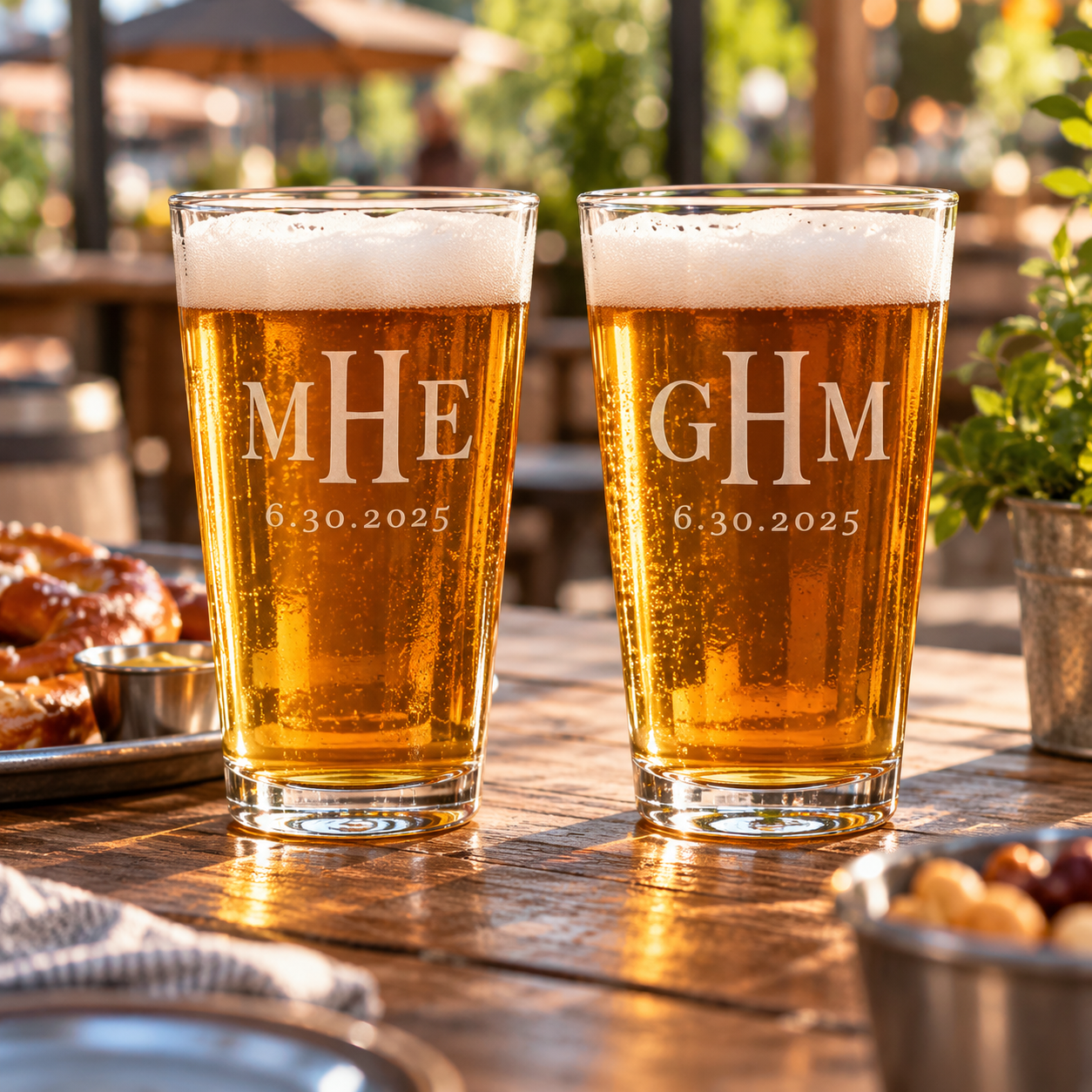 Personalized monogram initial pint glasses