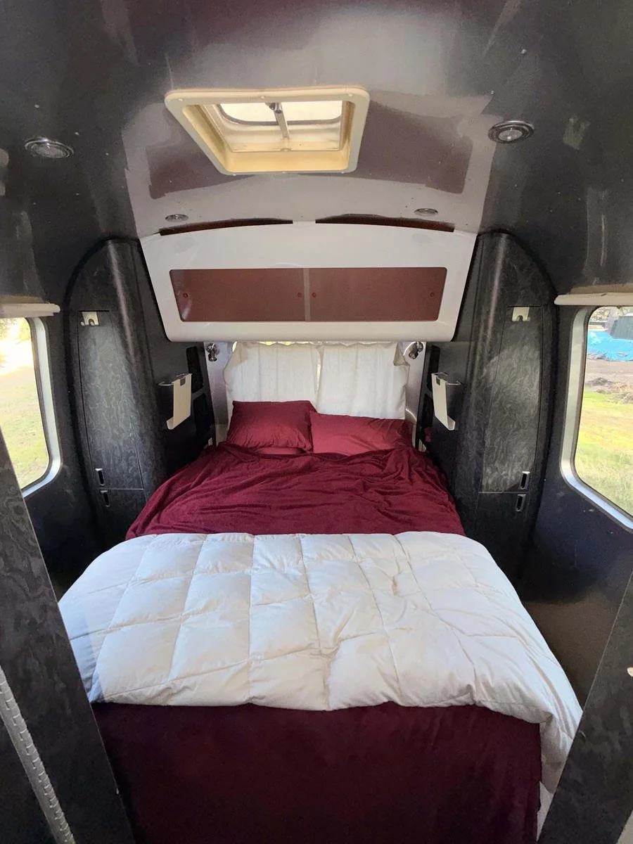 1Alice airstream queen bed.jpg