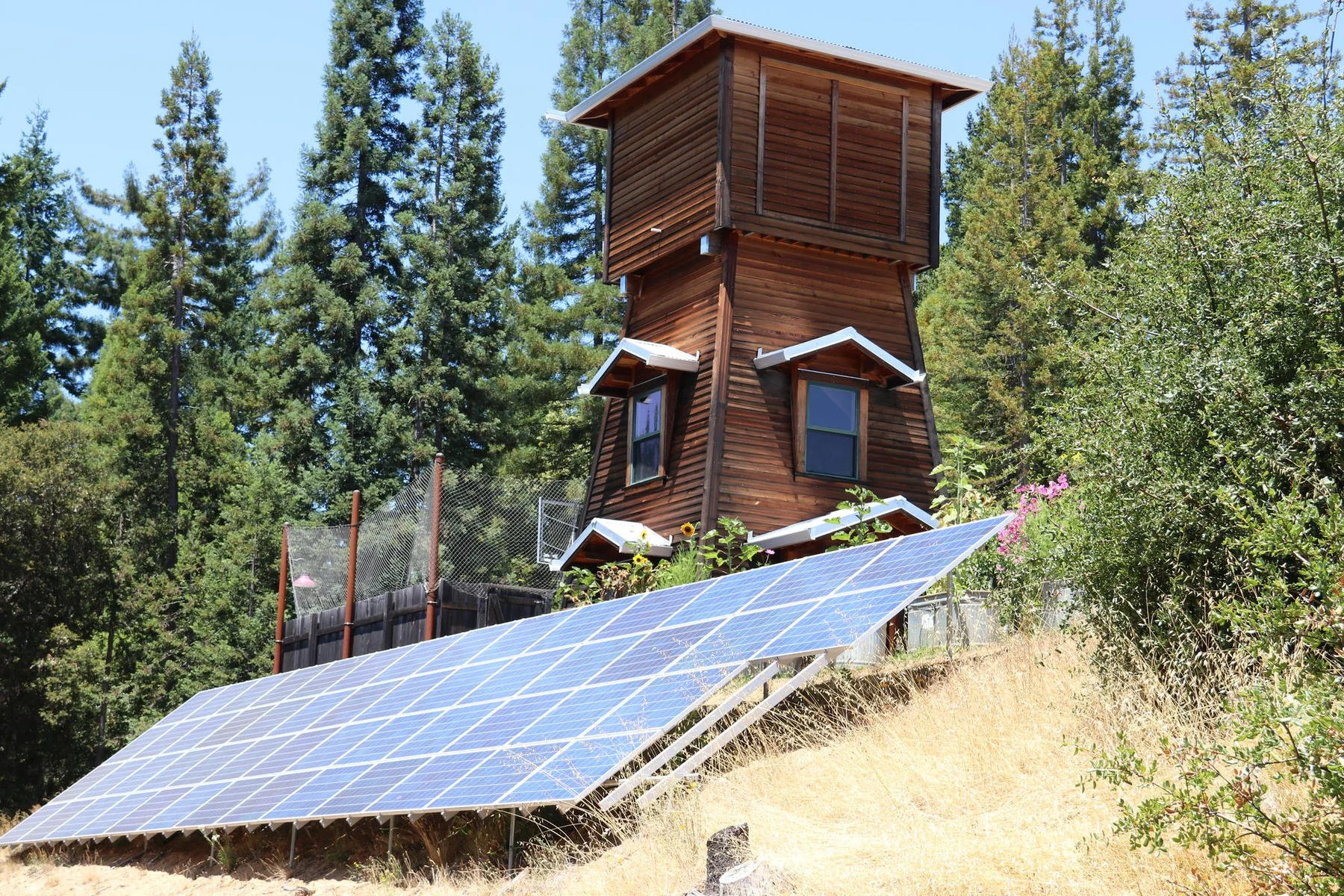1Water tower and solar panels _result.jpg
