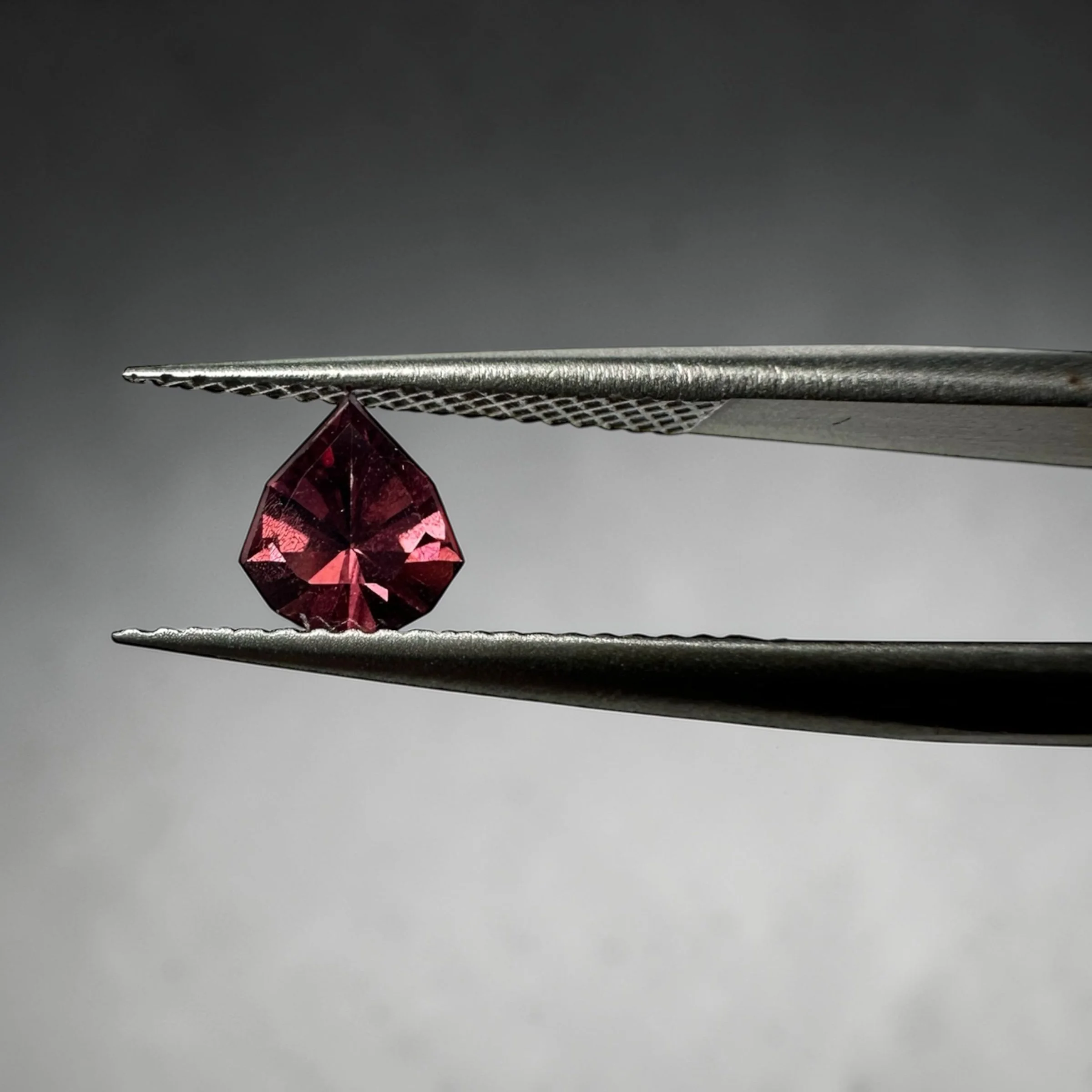 Garnet 0.5 ct.