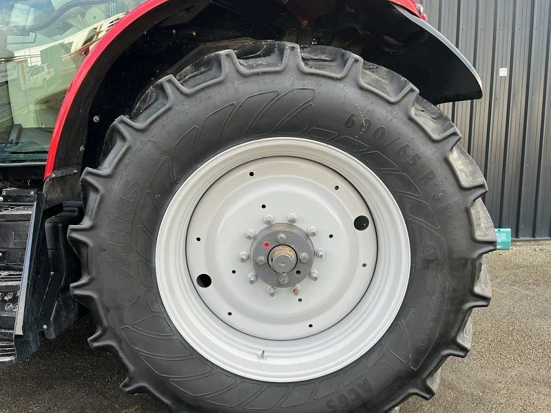 2022 Massey Ferguson 7615 10.jpeg