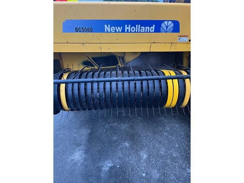 7 2014 New Holland TN 5060.jpeg