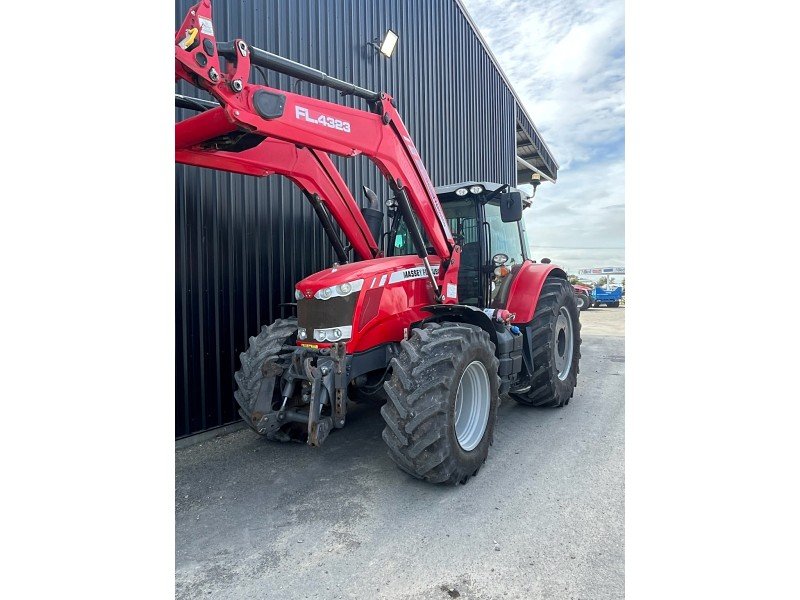 2018 Massey Ferguson 7715S 1.jpeg