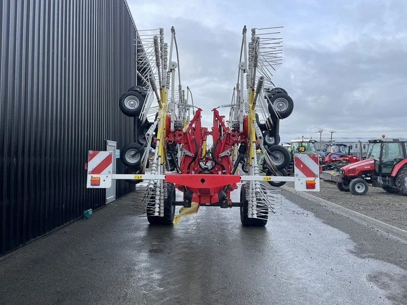 2 2022 Pottinger TOP 1252C Rake.jpeg