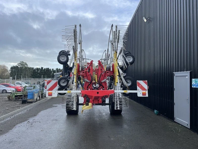 6 2022 Pottinger TOP 1252C Rake.jpeg