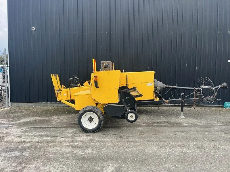2014 New Holland TN 5060.jpeg
