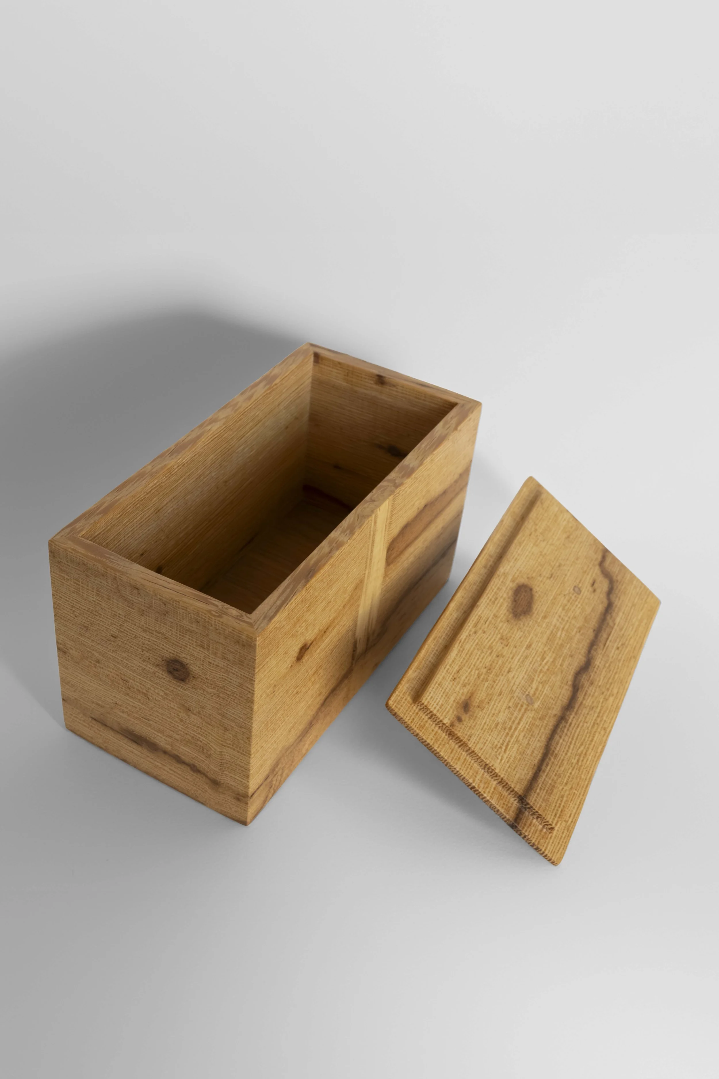 BOX08_2X3_13.jpg