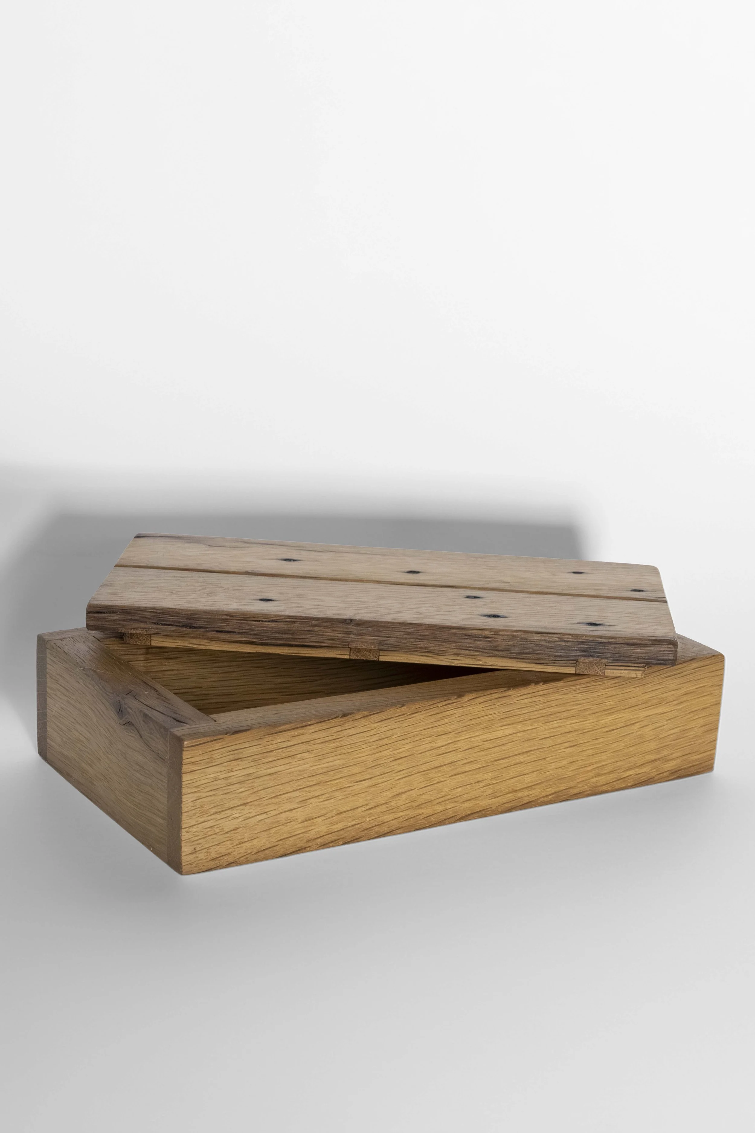BOX07_2X3_08.jpg