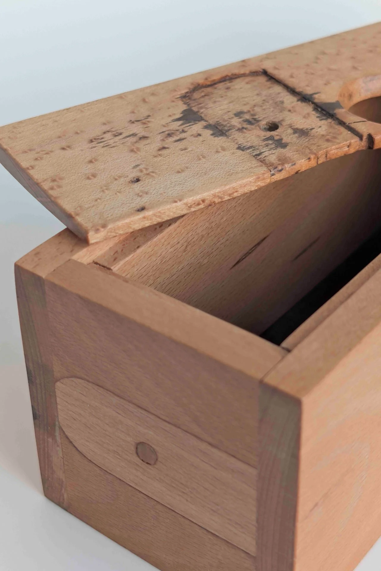 BOX12_2X3_06.jpg