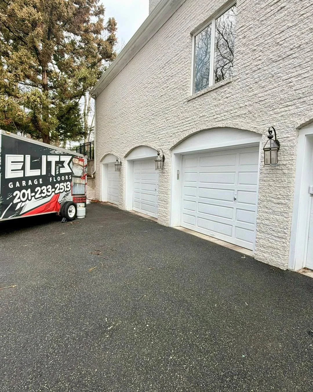 Check out this MASSIVE garage!! They say 11 cars fit idk, what do you think? We removed existing epoxy on this floor and laid down #simiron  #simironcoatings #1150fc tinted in haze gray and then topped it off with #glacier #decorativeflakes. The fini