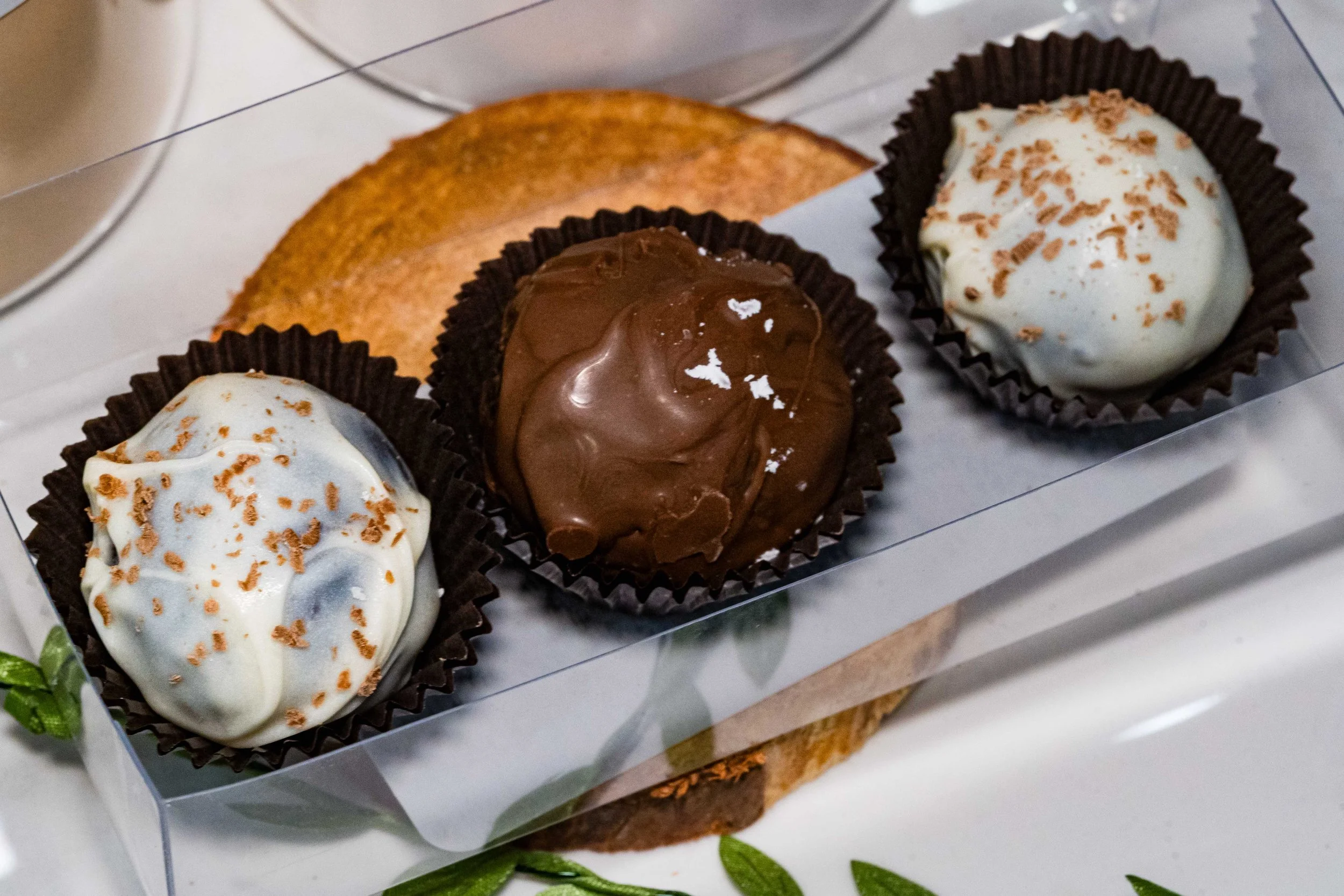 Vanilla Cake Truffles Trio