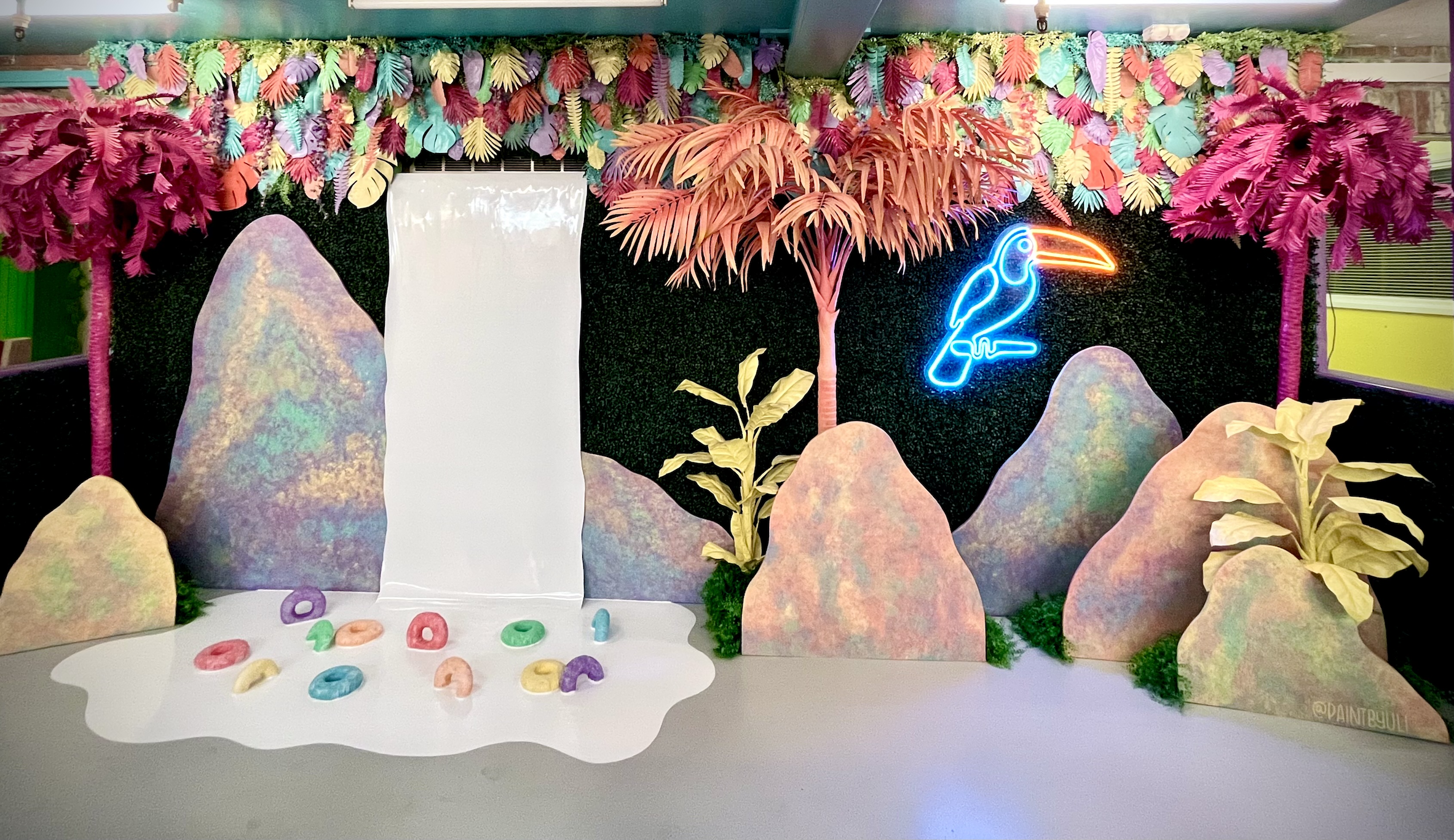 ToucanFalls-2022-Installation-21.5x8.8x4-Uli Smith.png