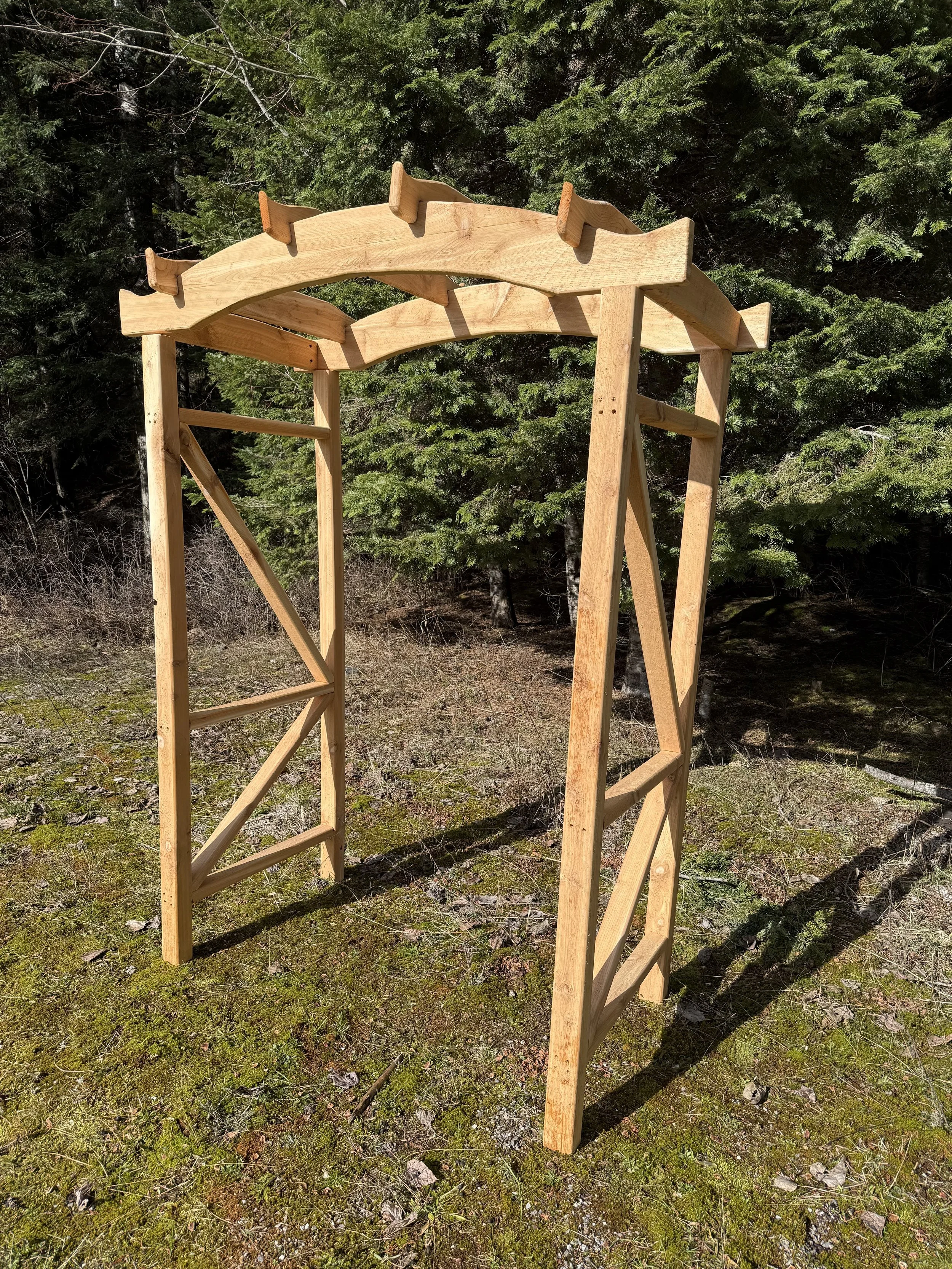 Light Woodland Curved Arch