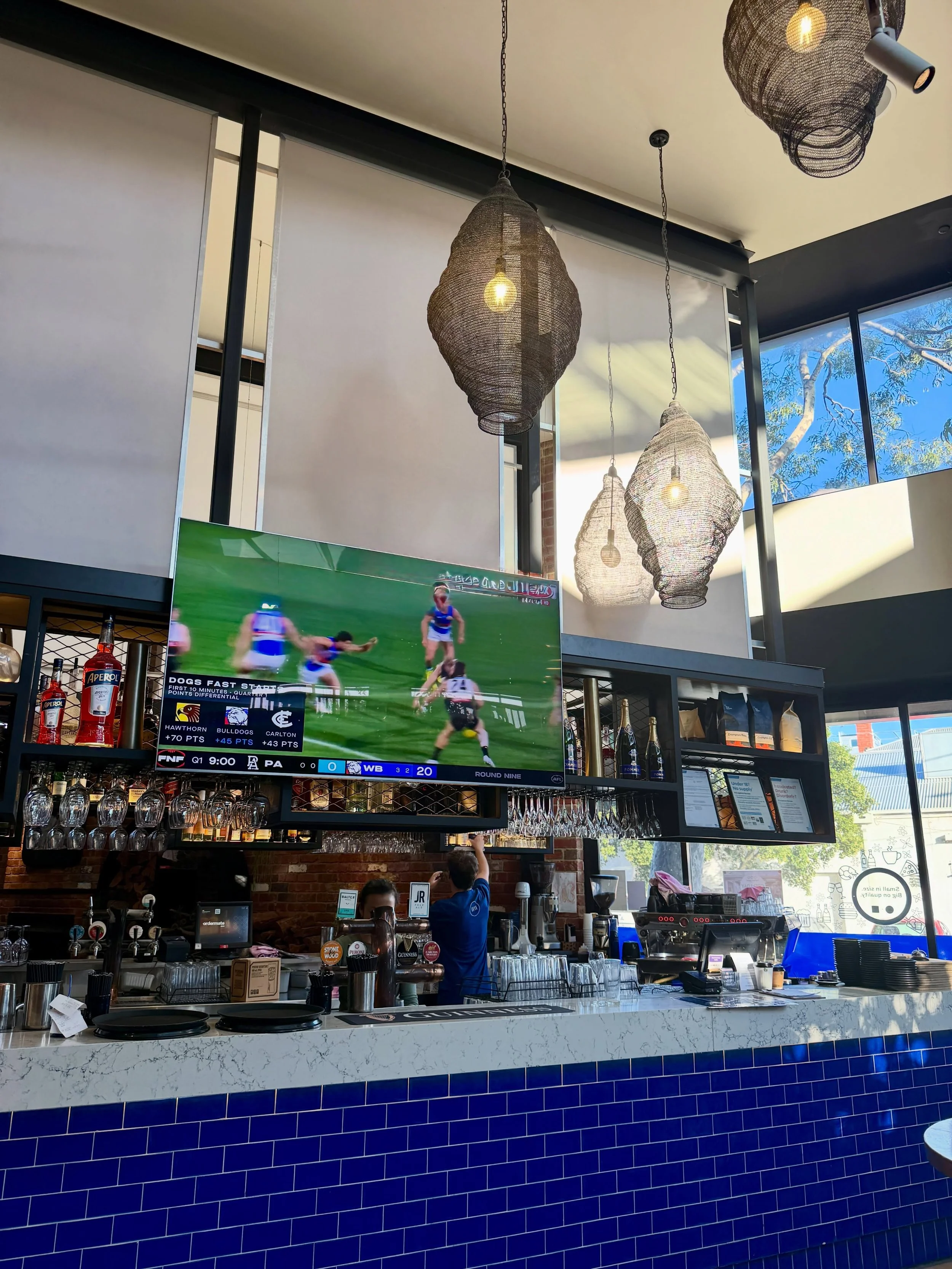 There&rsquo;s no shortage of sport to get around at Hampton Hotel this week, from State of Origin Game II on Wednesday to FIFA World Cup matches and a huge round of AFL.

Come catch the action live on our screens. Whatever you&rsquo;re joining us for