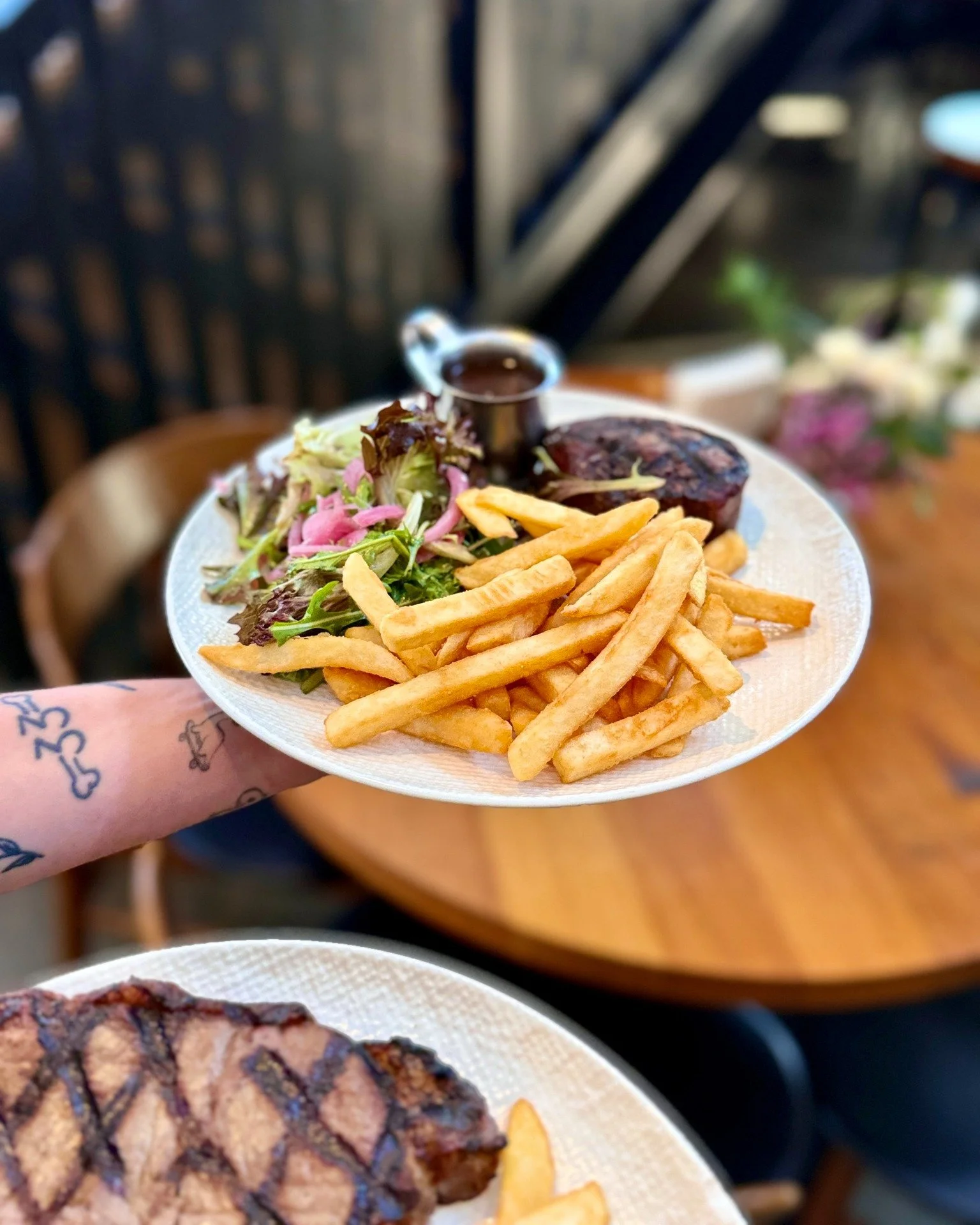 There's no better way to kick off the week than with a great steak.

From 5pm every Monday, enjoy your choice of a $25 250g Porterhouse or $35 250g Eye Fillet, cooked just as you like it and served with chips and salad. Add your favourite sauce if yo