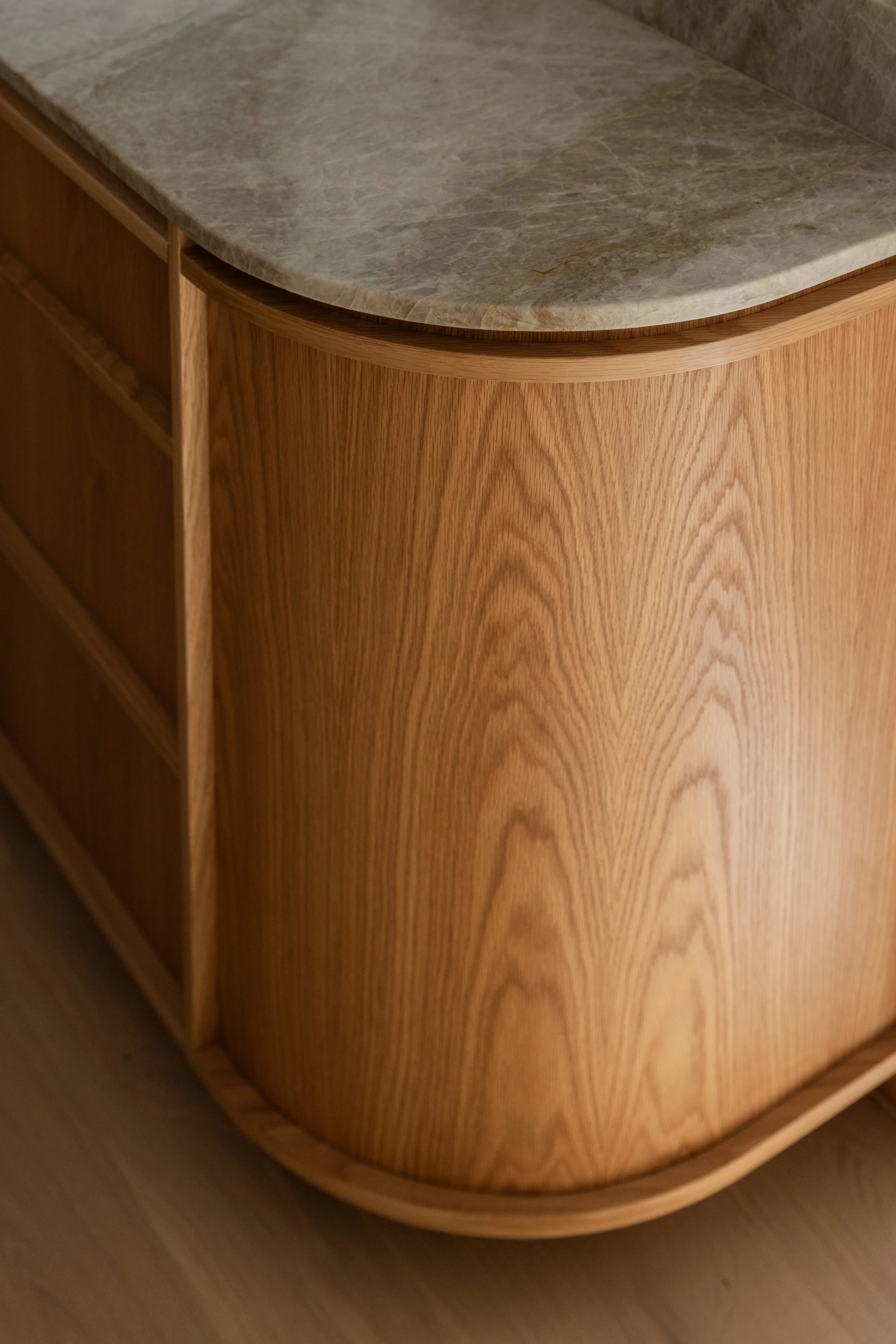 Curved American Oak Timber Veneer. Taj Mahal bench top with curve.