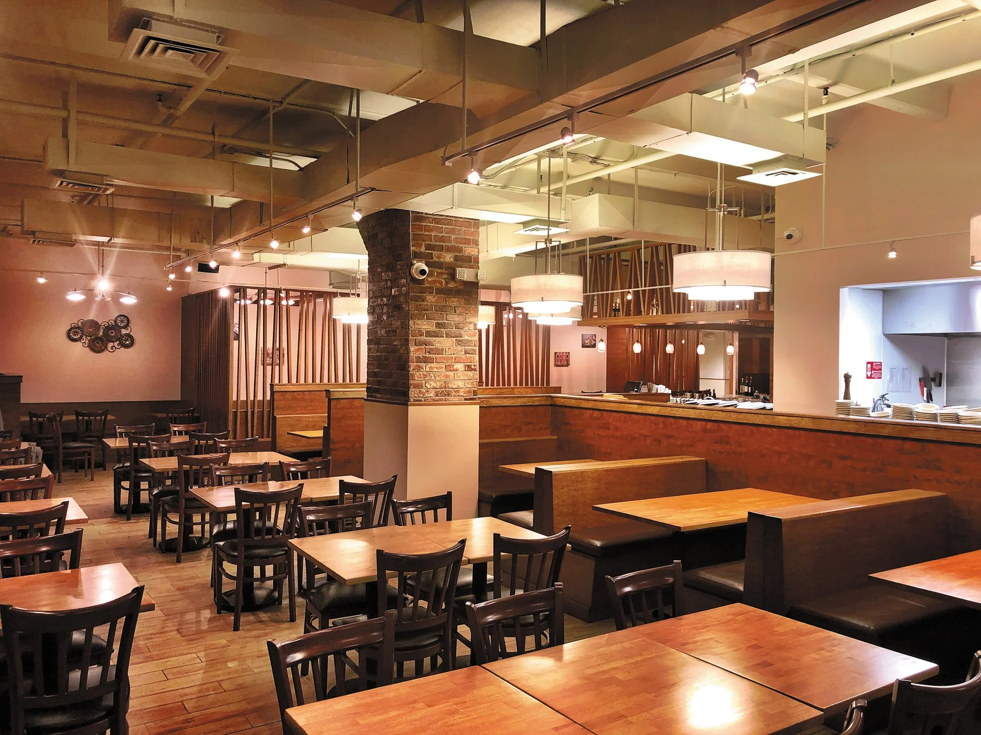 Capricciosa interior at the Pacific Place