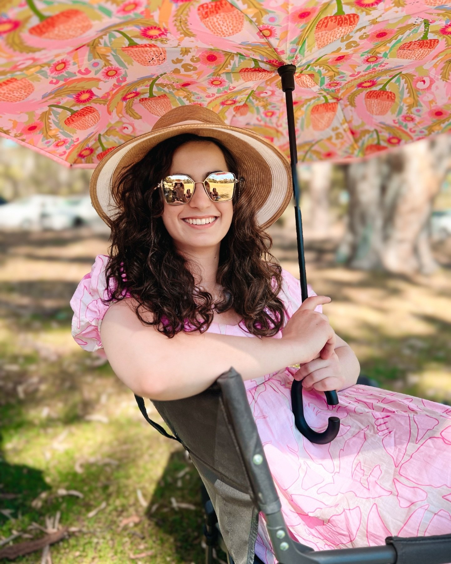 Just a chill day in Belair National Park with this princess 🌲🎉 
.
.
.
.
.
.
#NatureLovers #BirthdayAdventures #adelaide #southaustralia #nature #model #birthday #friends #nationalpark #photoshoot #pink