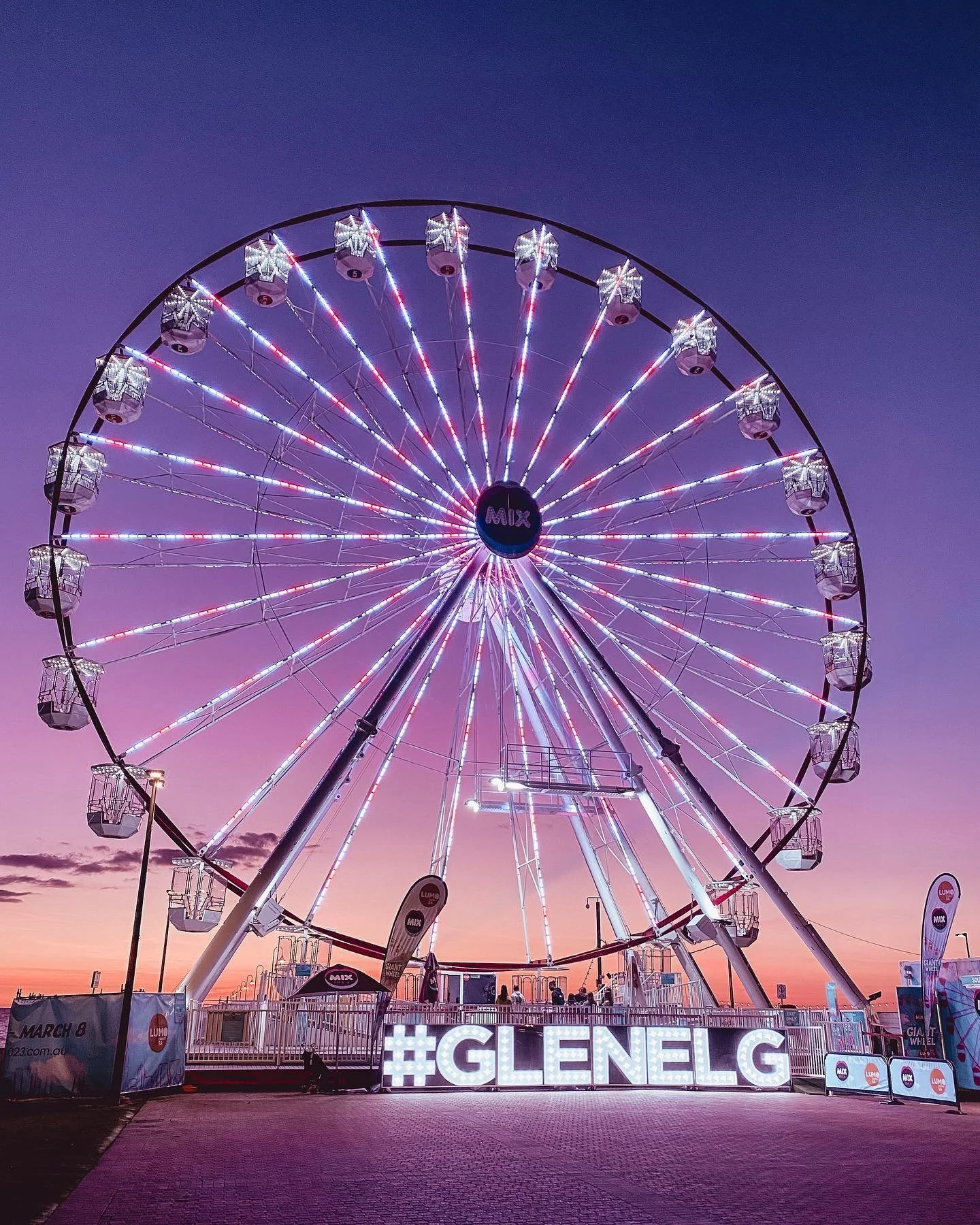 No matter where in the world I go, this will always be my favourite beach 🏝️ 
.
.
.
.
.
.
.
.
.
.
#adelaide #glenelg #beach #australia  #southaustralia #love #amor #throwback #photography #photooftheday #sunset #explore #holidays #friends #glenelgbe