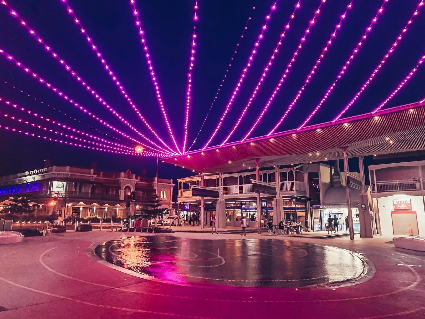 There&rsquo;s just something special about Henley beach 🏝️ 
.
.
.
.
.
.
.
.
.
.
#adelaide #henleybeach #beach #australia  #southaustralia #love #amor #throwback #photography #photooftheday #sunset #explore #holidays #friends #lights #beach #sunrise 