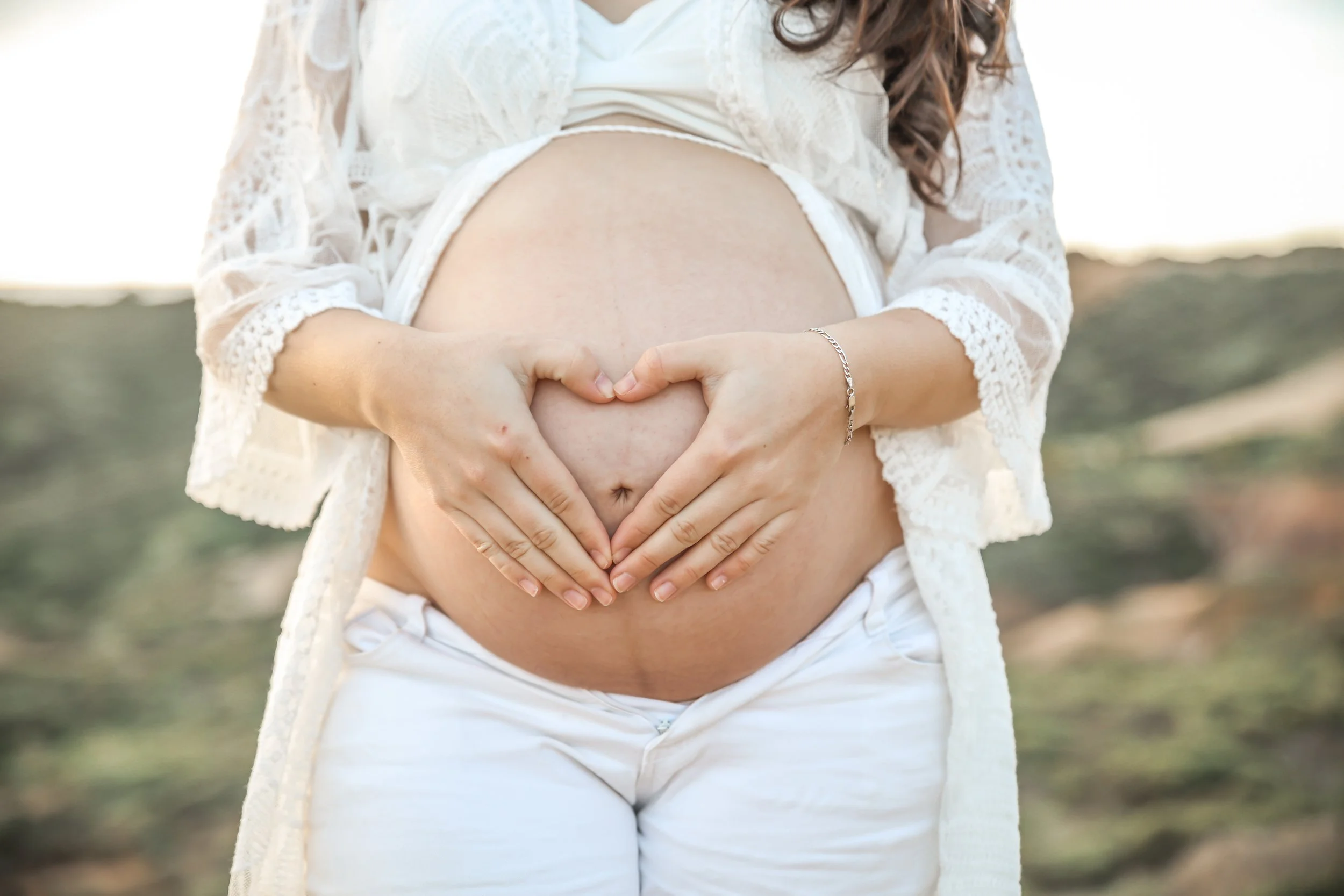 Maternity Shoot-40.jpg