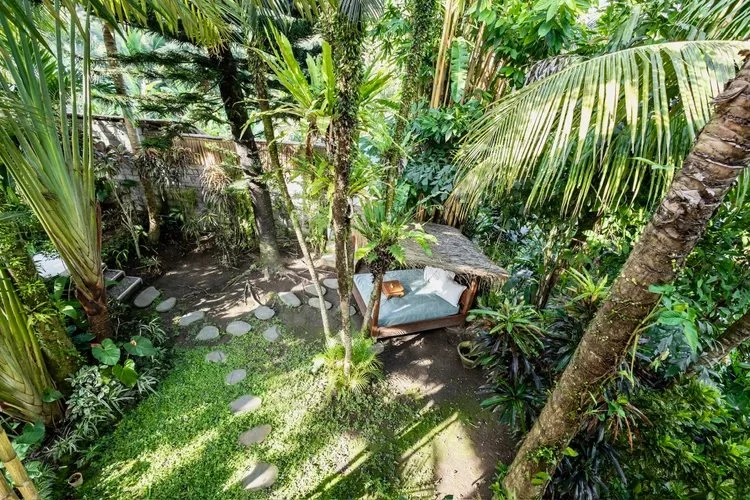 Venue_0003_Layer 1.jpg