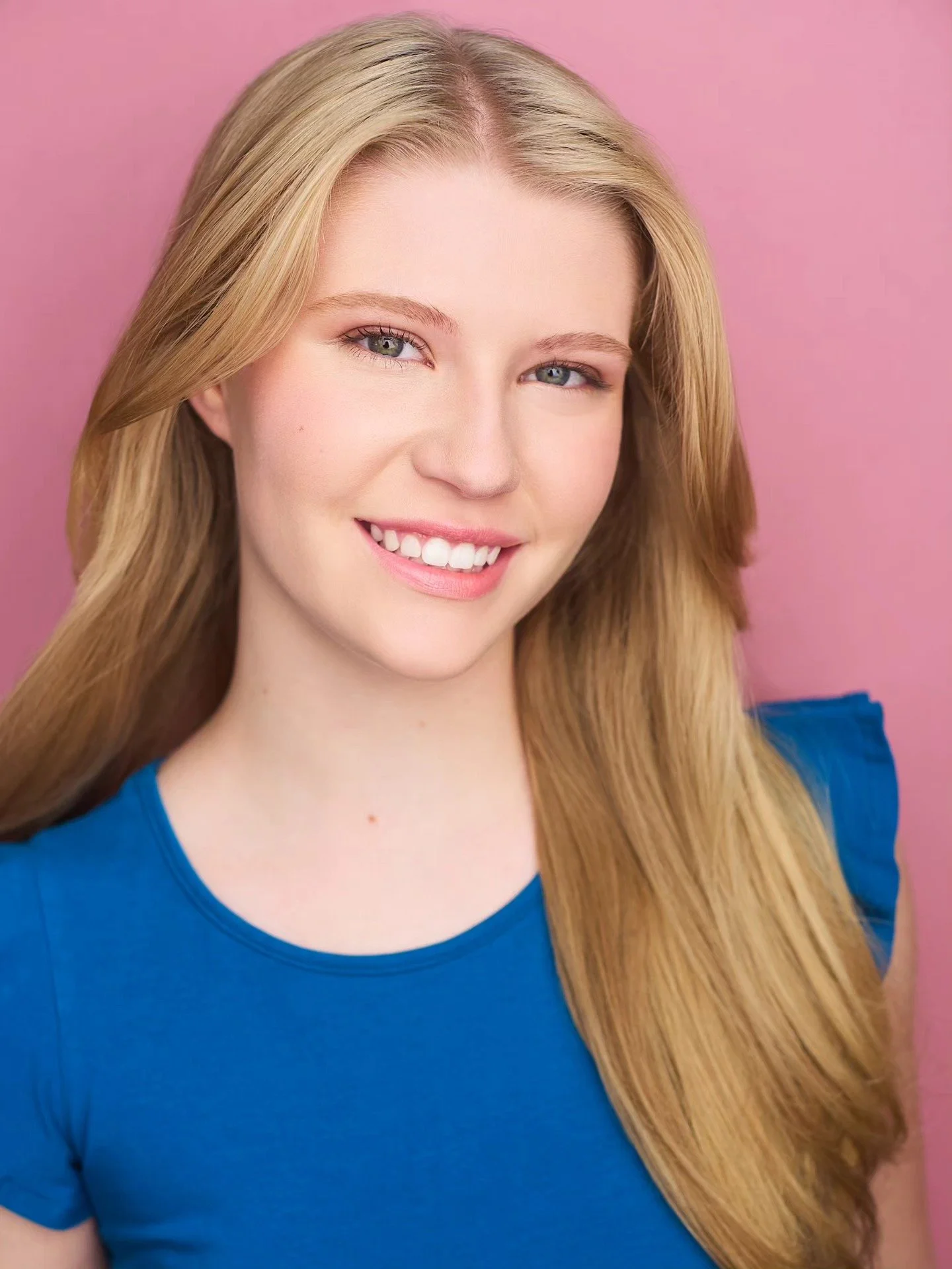 Addison Skyler musical theatre performer headshot – Dallas actor and singer.