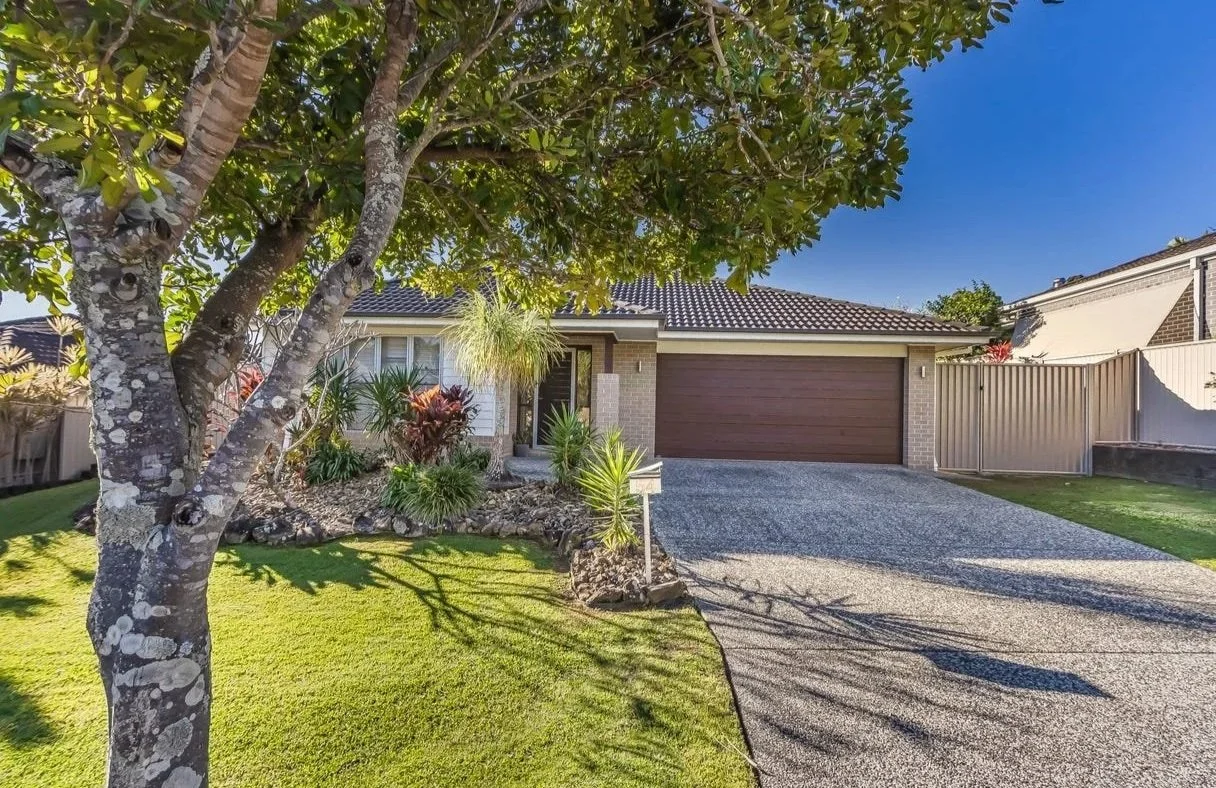 54 Newcastle Drive, Pottsville.jpg
