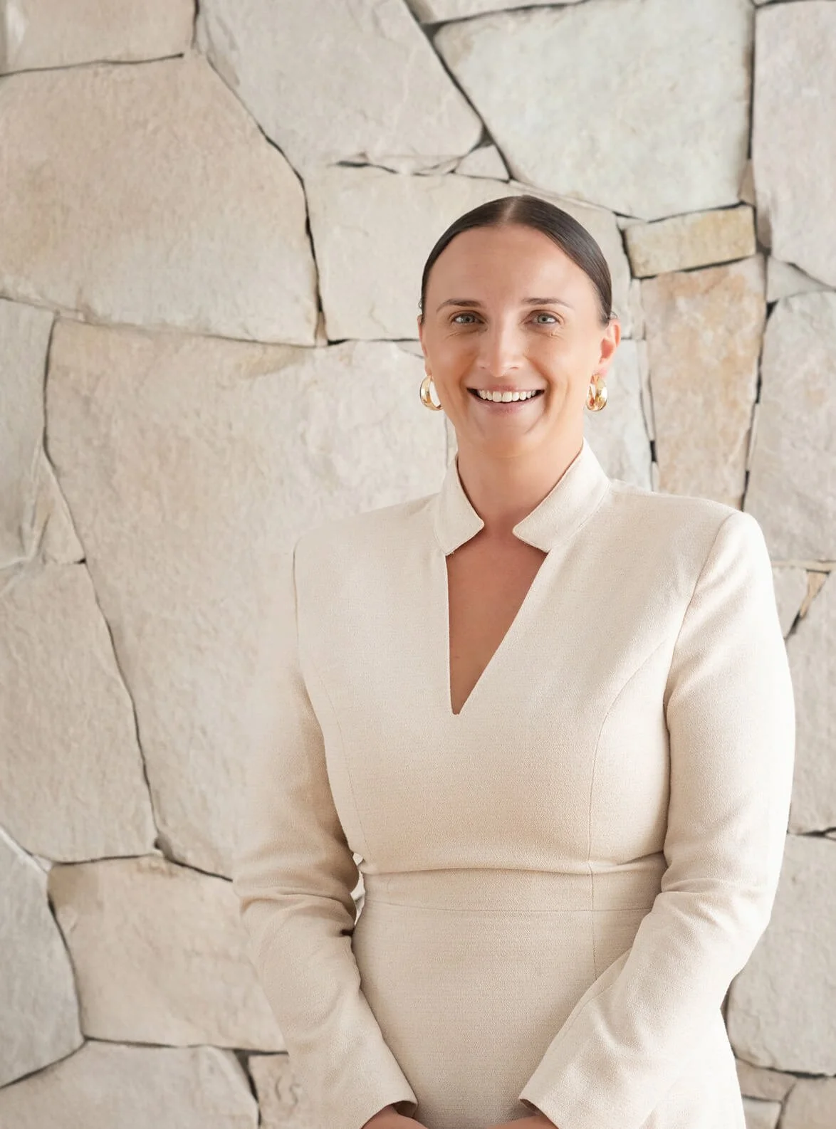 rebecca-hanzic-real-estate-agent-profile-picture.jpg
