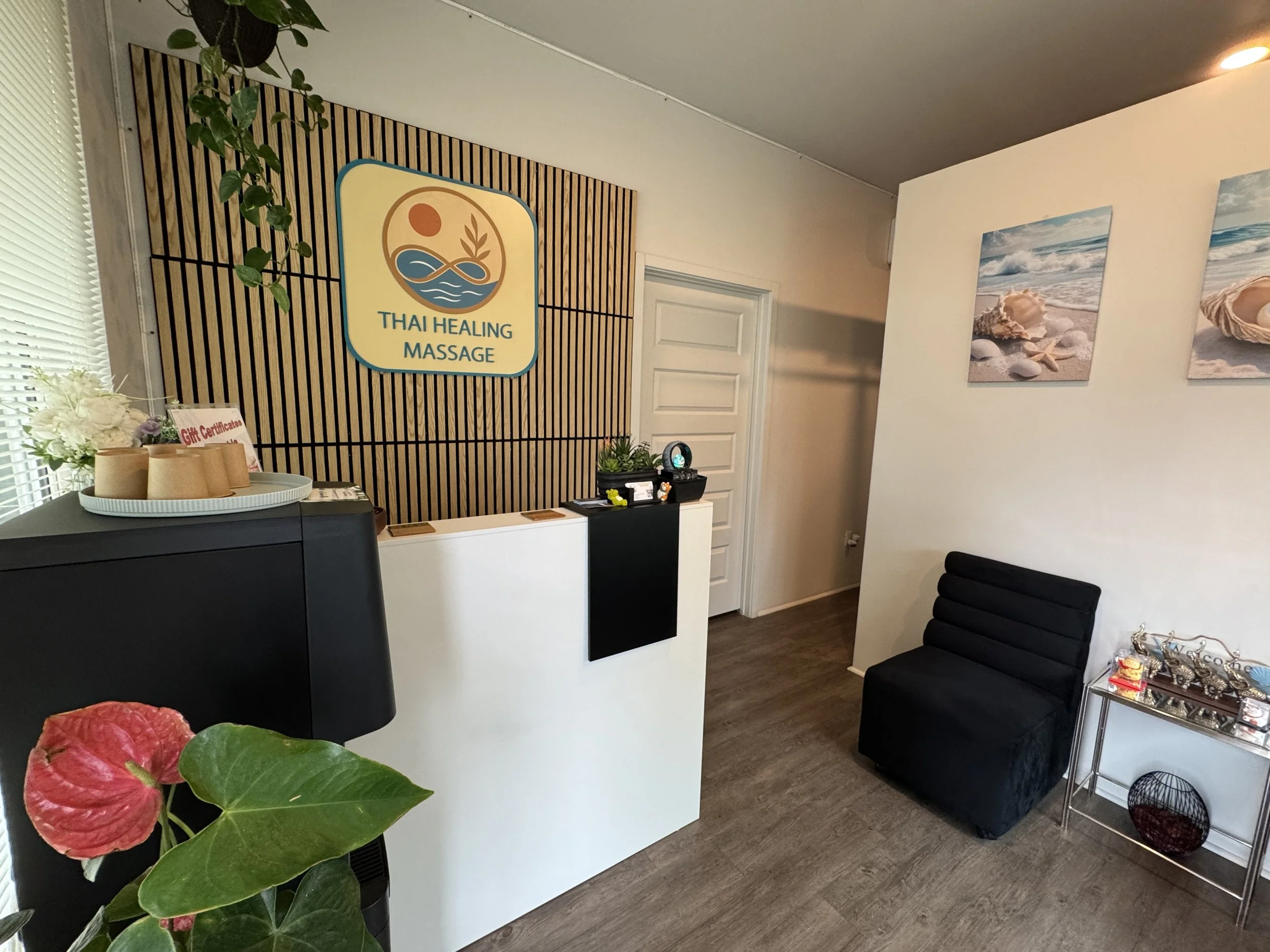 Authentic Wat Po trained Thai Massage therapist in Oahu Hawaii