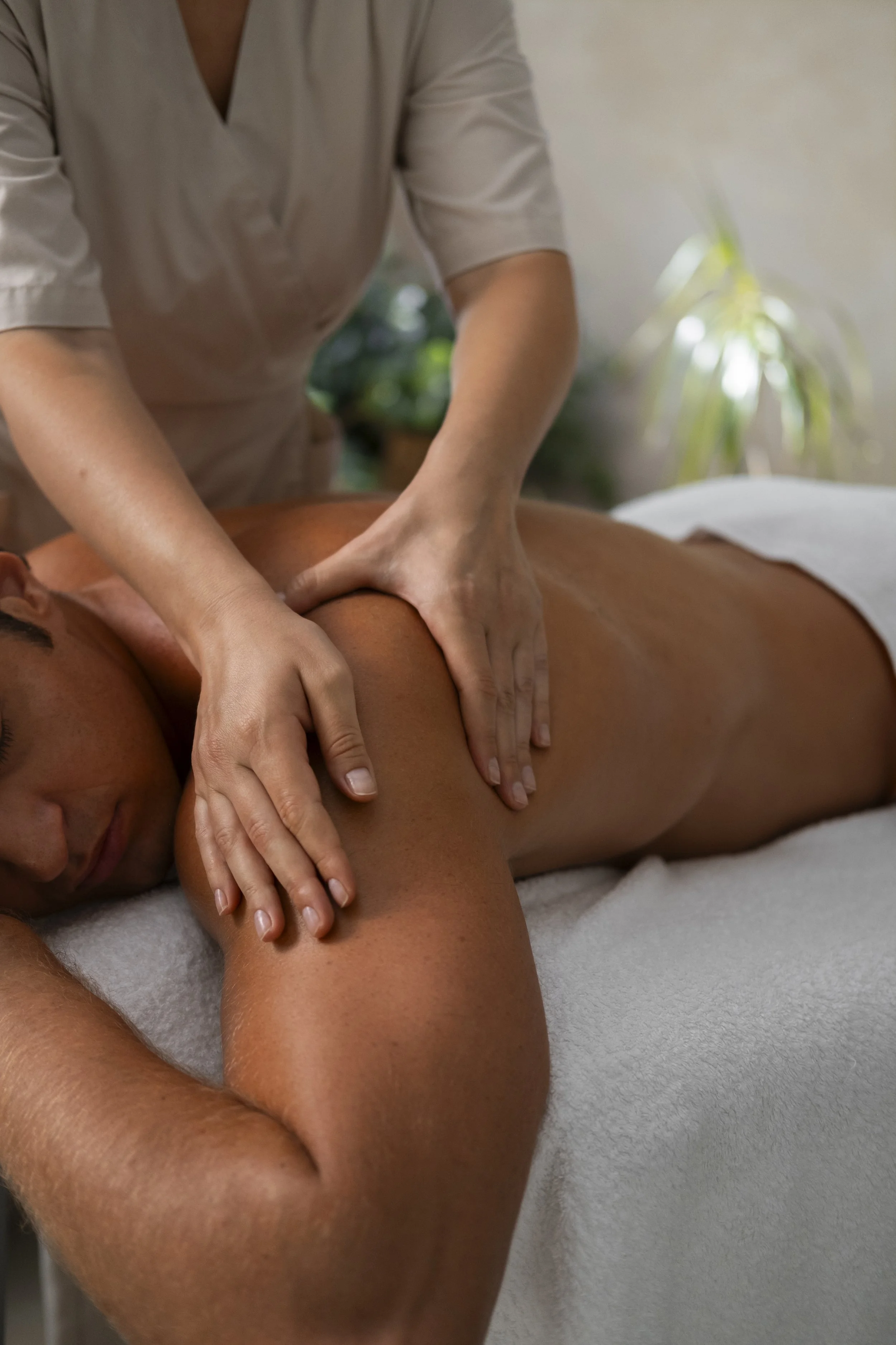 Custom Combination Massage therapy at Thai Healing Hawaii
