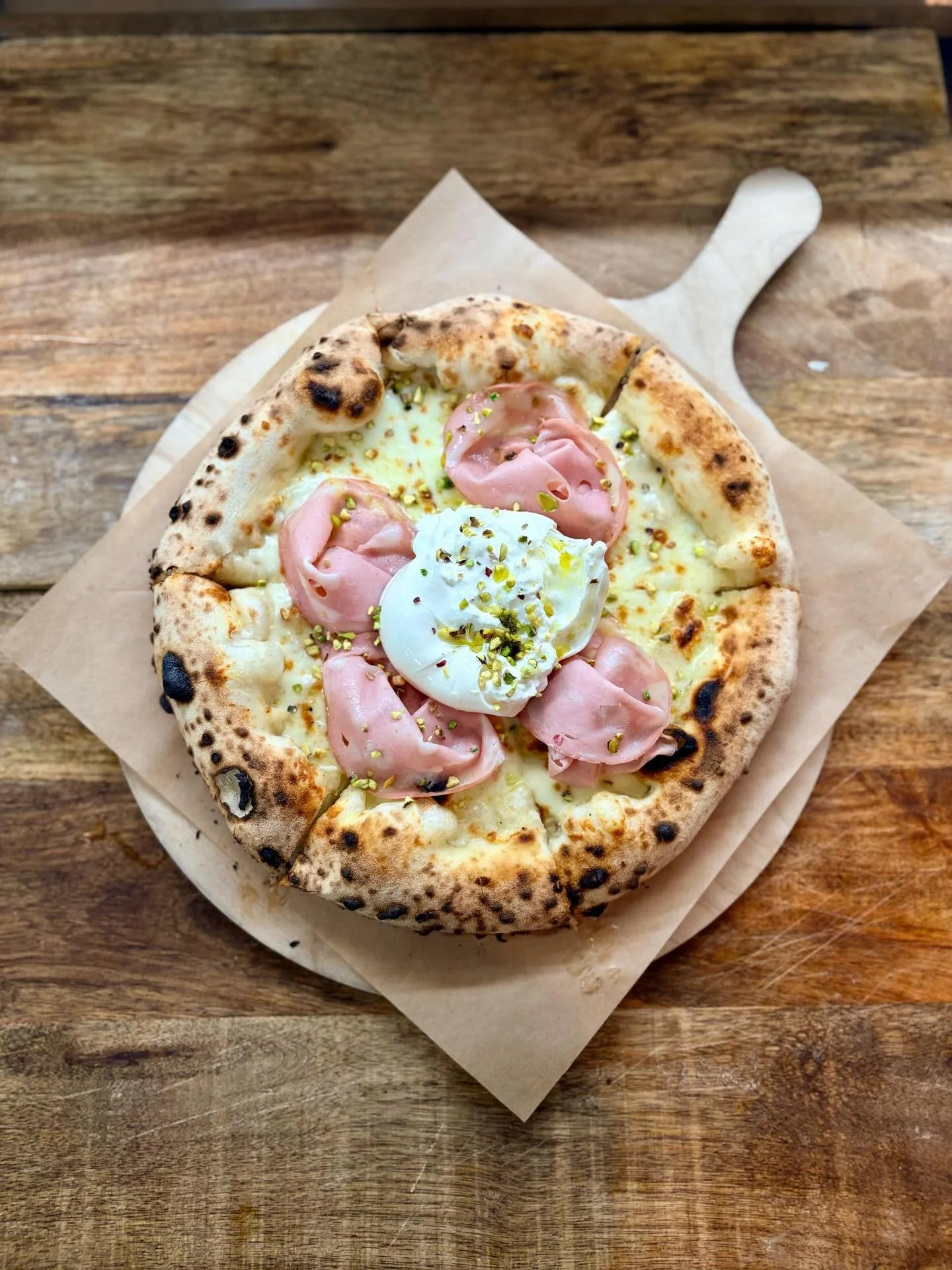 Italienische Wochen ab 09.03.26 im Martinus 

Ligurische Fischsuppe
mit Sauce Rouille auf knusprigem R&ouml;stbrot &middot; 10,90 &euro;

Mediterraner Brotsalat
ger&ouml;stete Brotw&uuml;rfel mit Paprika, Gurke, getrockneten Tomaten, Oliven &amp; geg