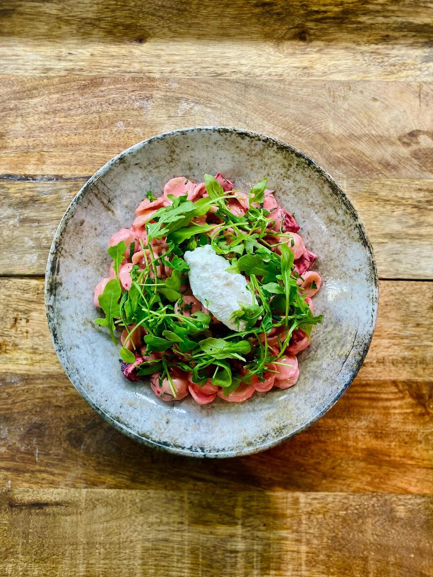 Zur Beilage oder als Vorspeise
Pane di Pizza Pizzabrot mit Tomate &amp; Oliven&ouml;l 9,90&euro;
Beilagensalat zum Hauptgericht 4,50&euro;
Herbstliche Antipastivariation 14,90&euro;
Parmaschinken, Salami, marinierter K&uuml;rbis, gegrilltes Gem&uuml;